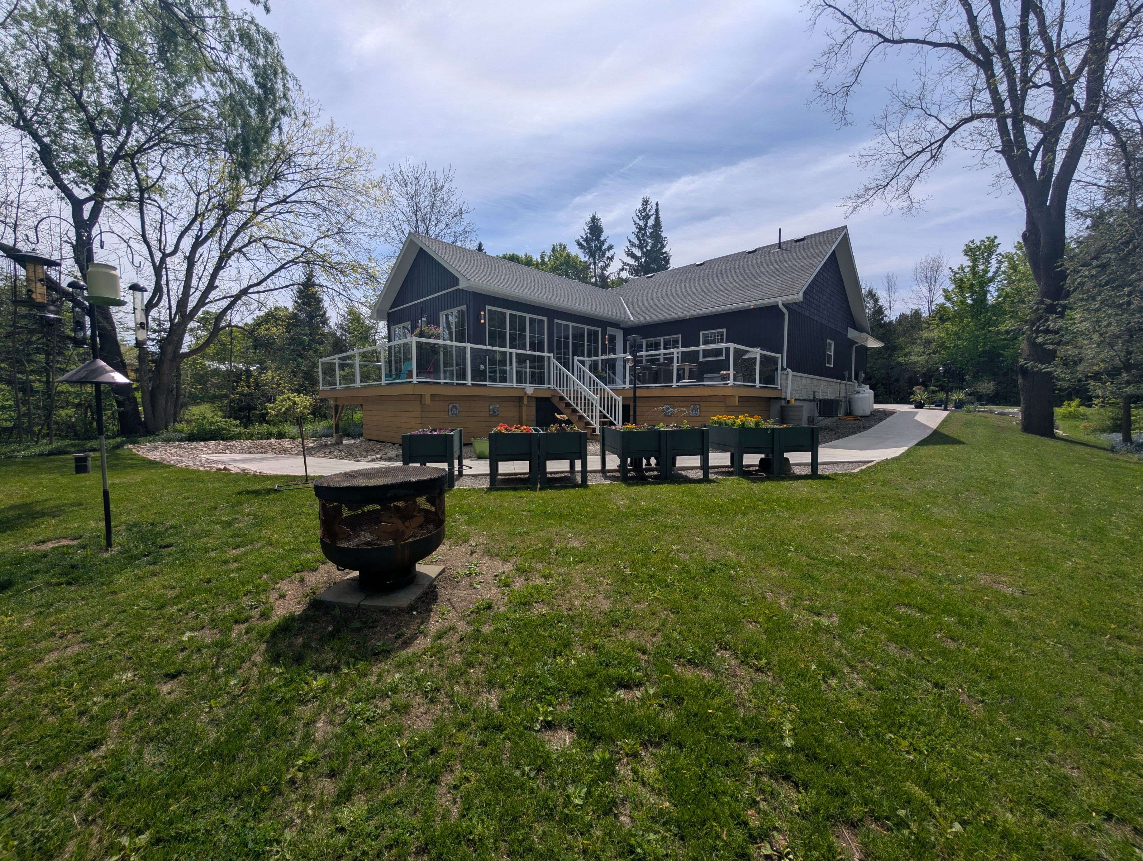 Grey Highlands, ON N0C 1E0,187 Pellisier ST