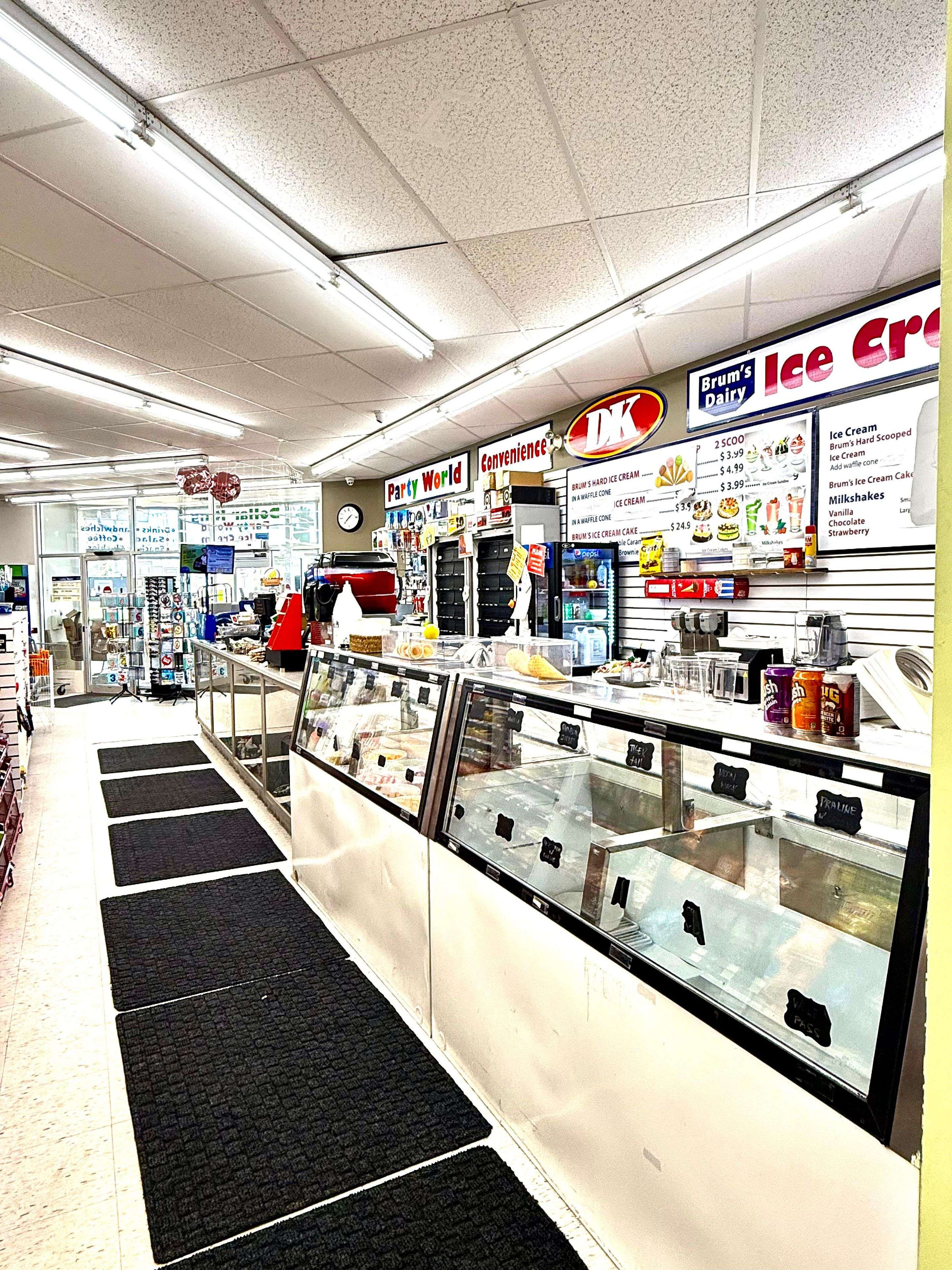 Deep River, ON K0J 1P0,48 Ridge RD