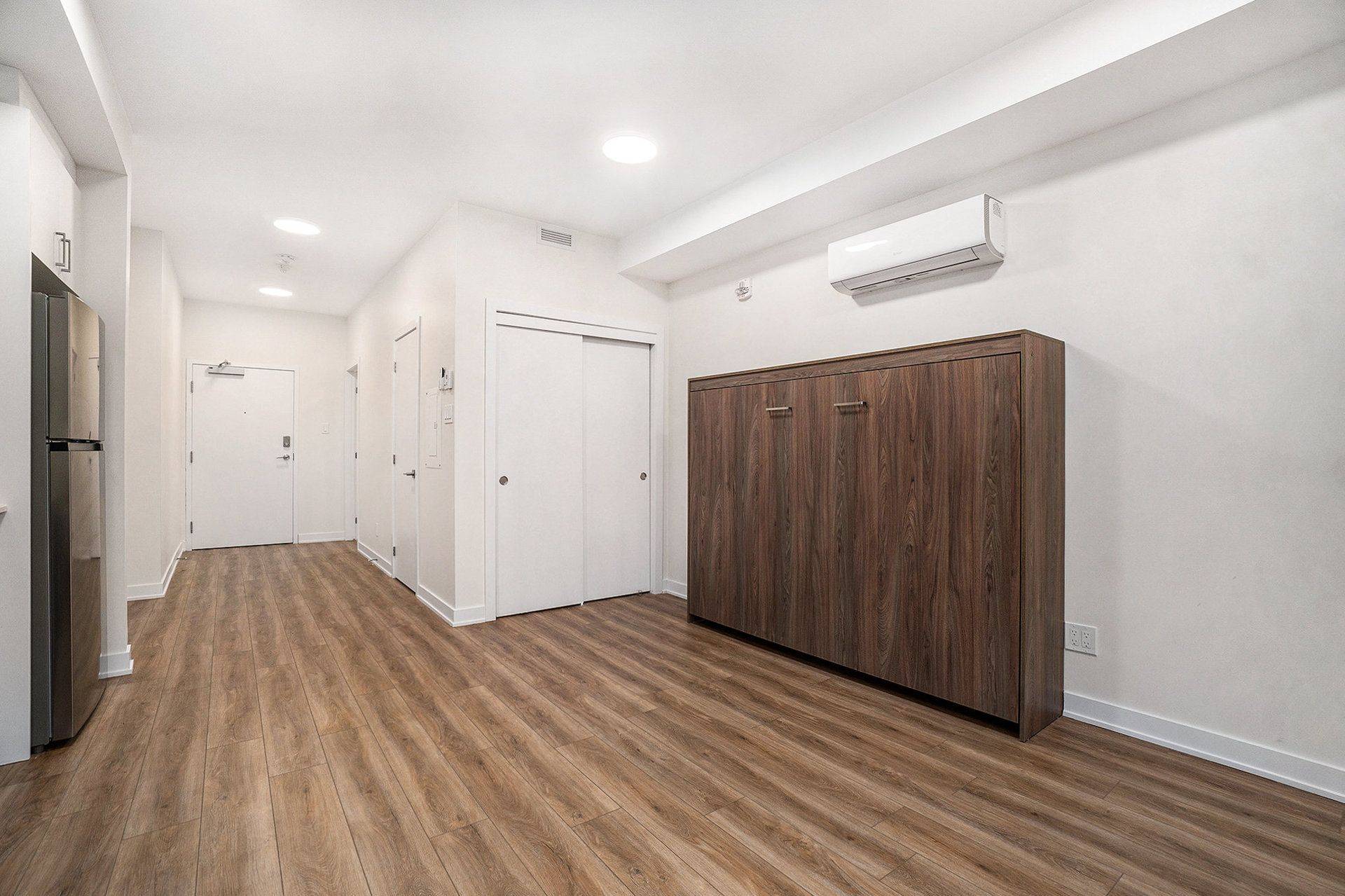 Carlingwood - Westboro And Area, ON K1Z 5E8,630 Churchill AVE N #302