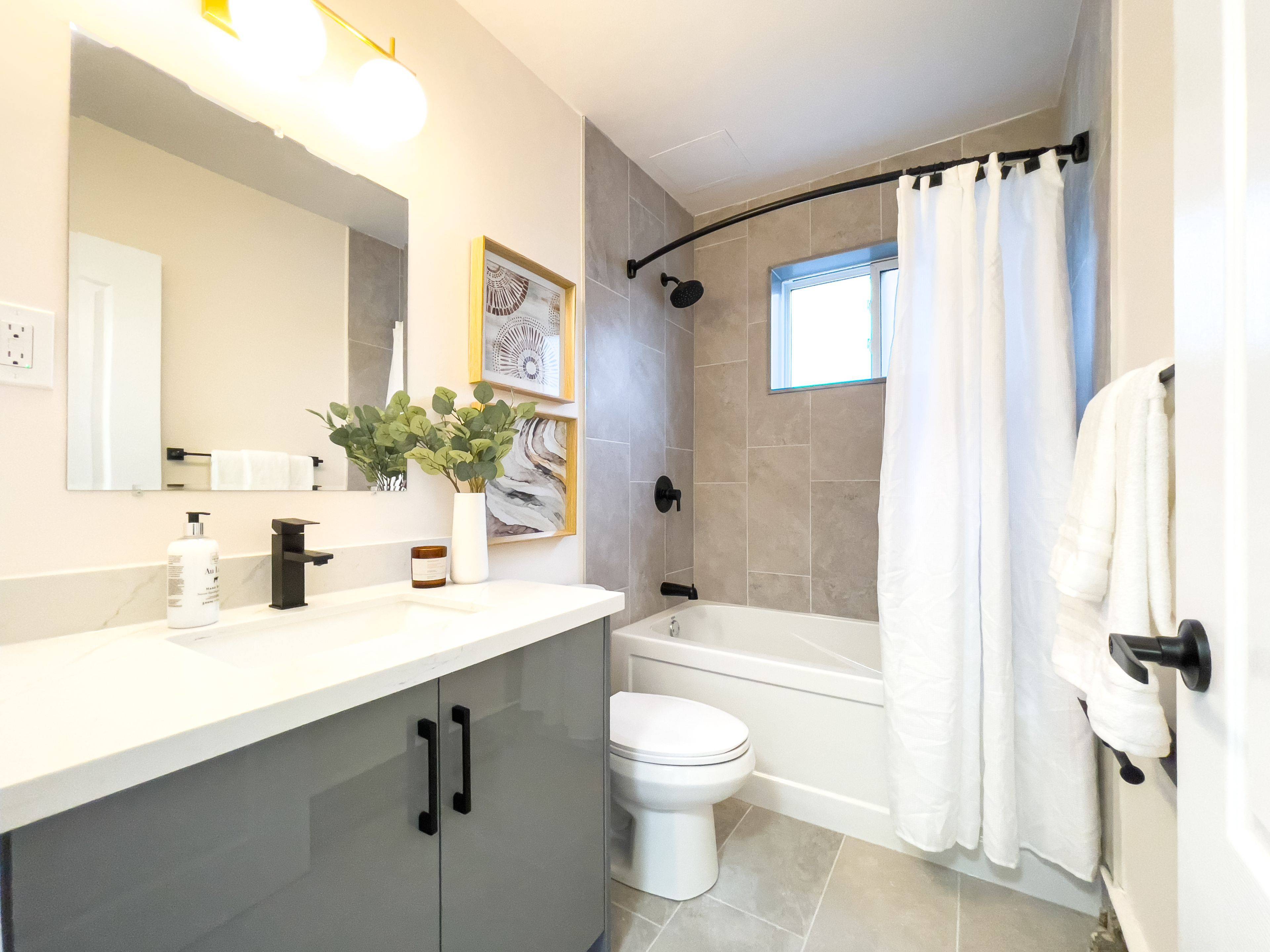 London East, ON N5W 2E6,1272 Gramercy Park PL #4