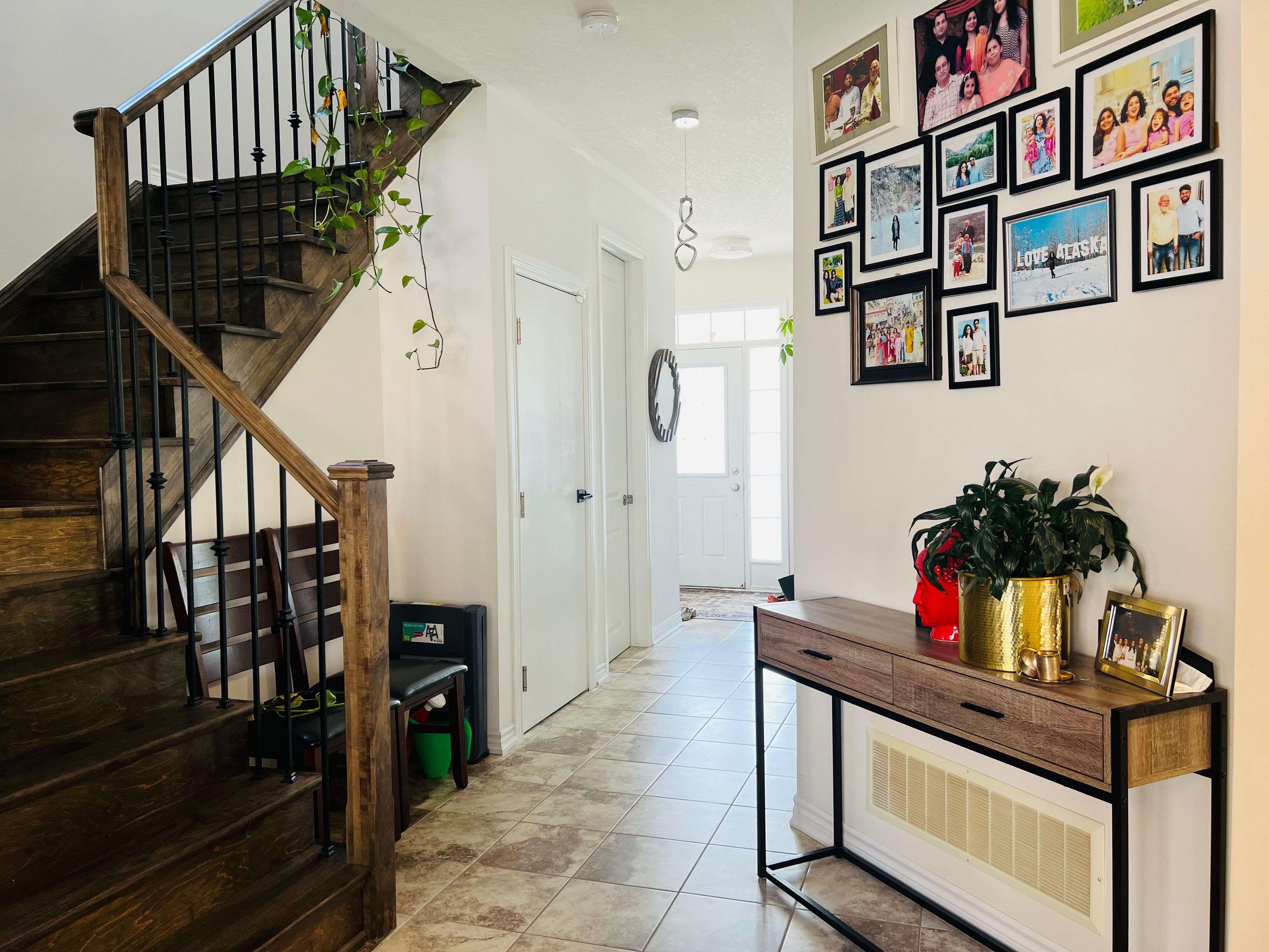 Hamilton, ON L0R 2H8,212 Spring Creek DR