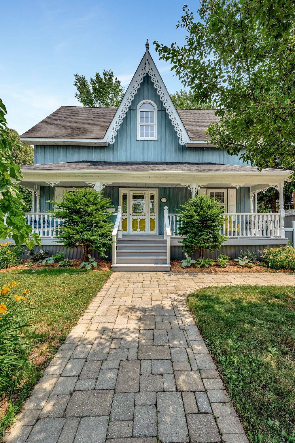 Prince Edward County, ON K0K 2T0,18 Queen ST