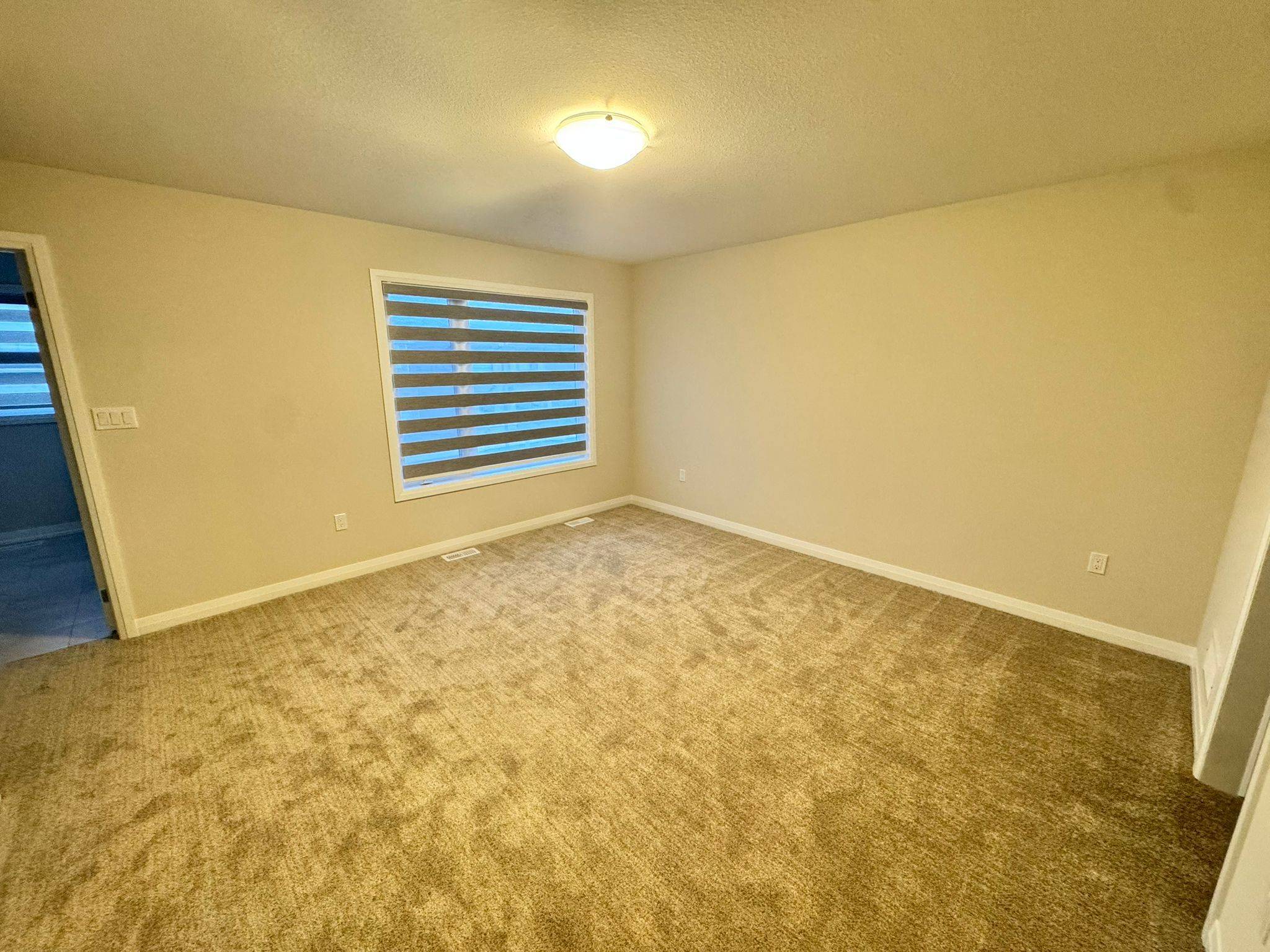 Pelham, ON L3E 0G9,73 Marie ST