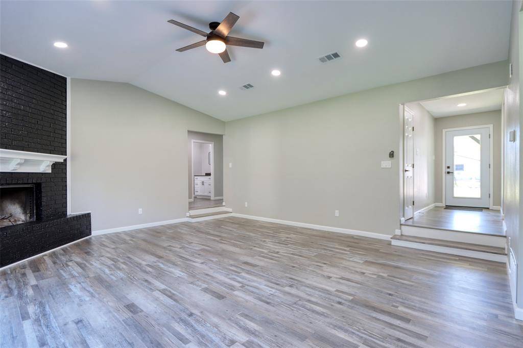 Robinson, TX 76706,111 Kay