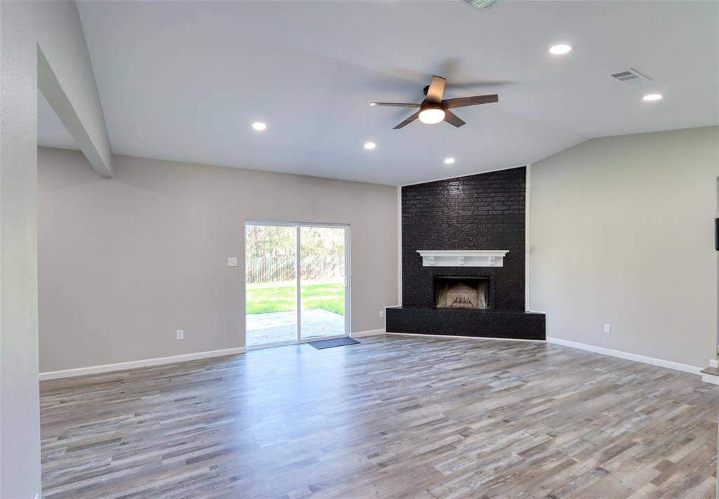 Robinson, TX 76706,111 Kay