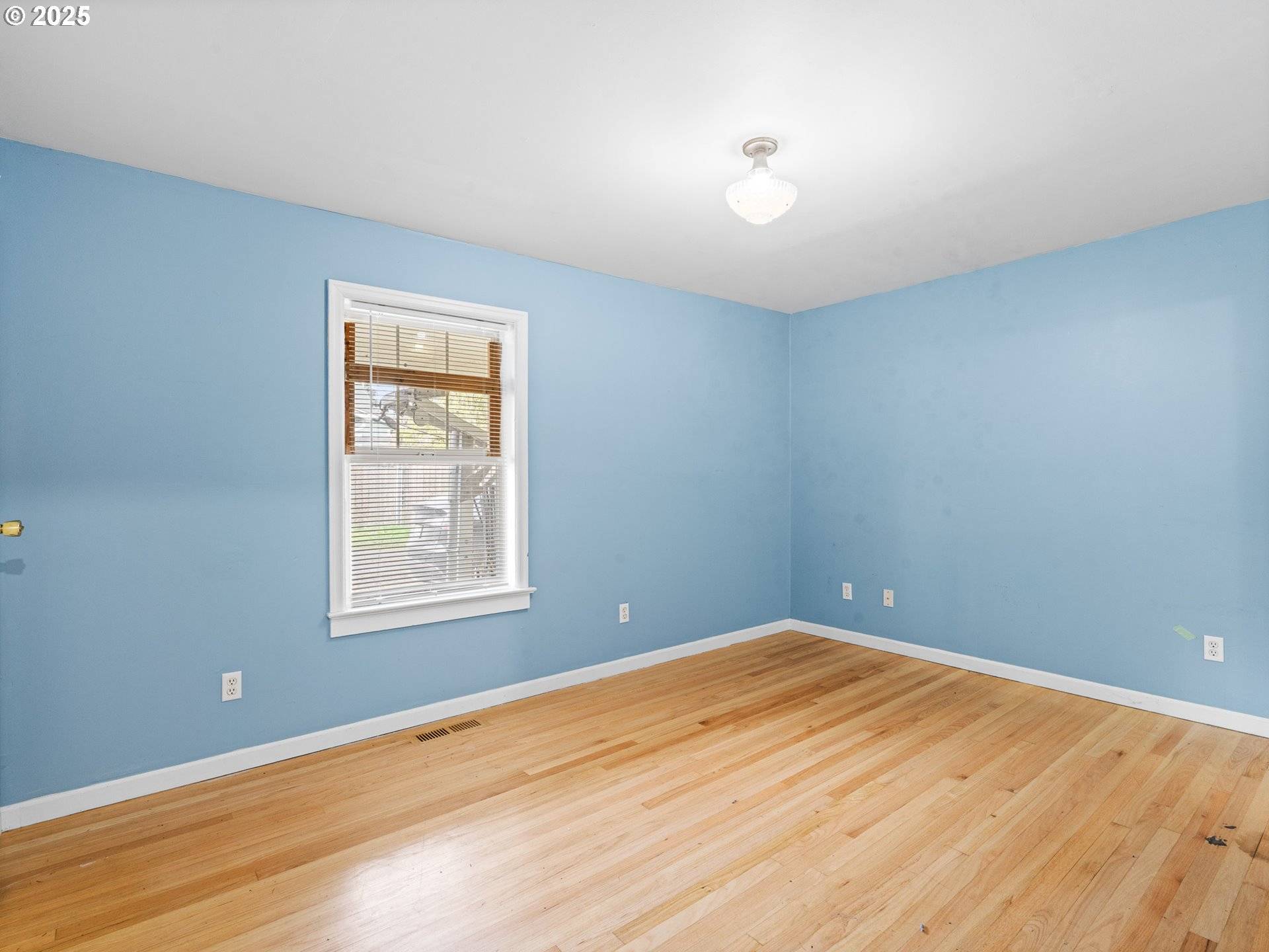 Portland, OR 97217,6525 N MONTANA AVE