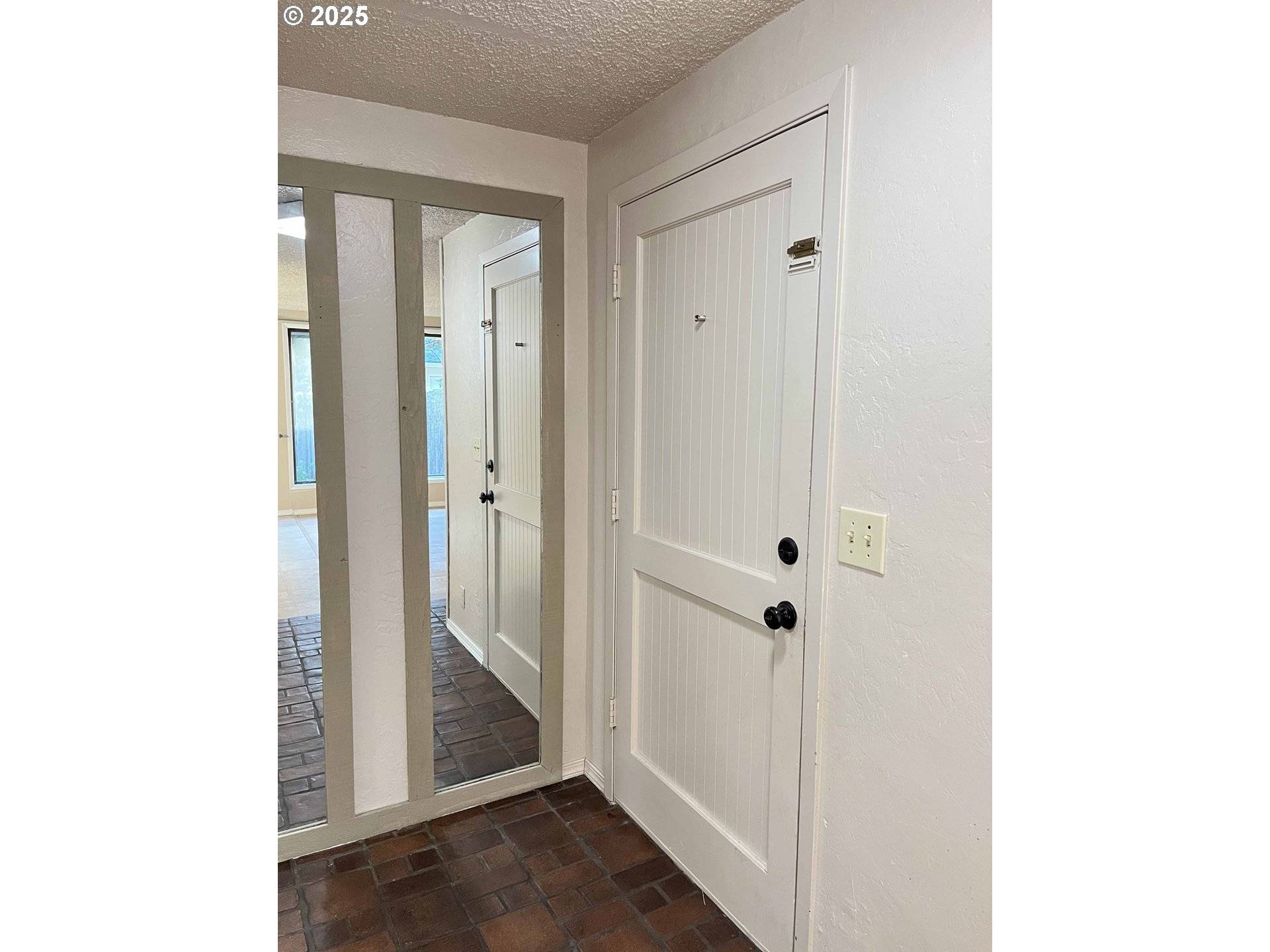 Florence, OR 97439,2215 24TH ST