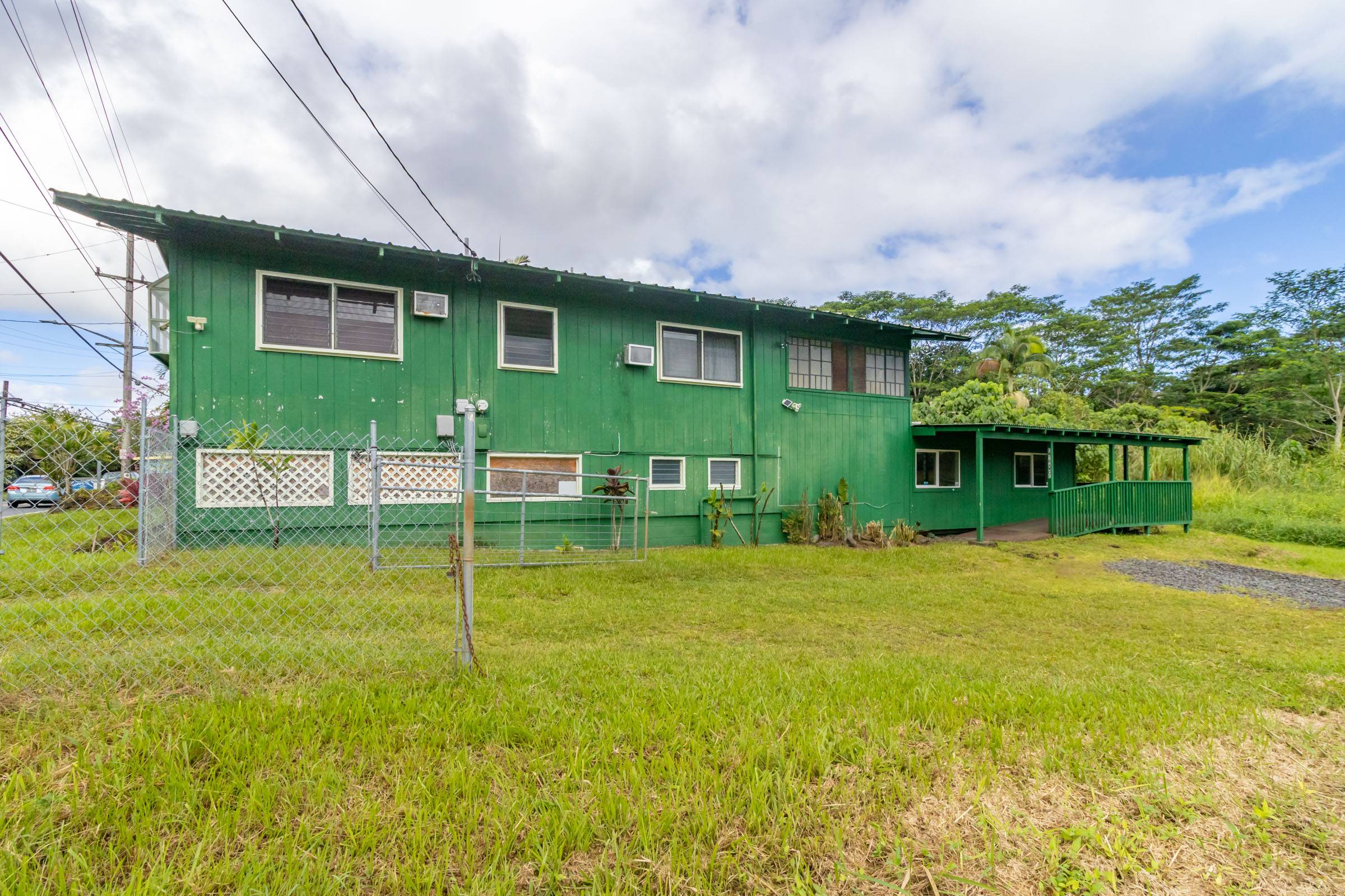 Pahoa, HI 96778,15-2885 PAHOA VILLAGE RD