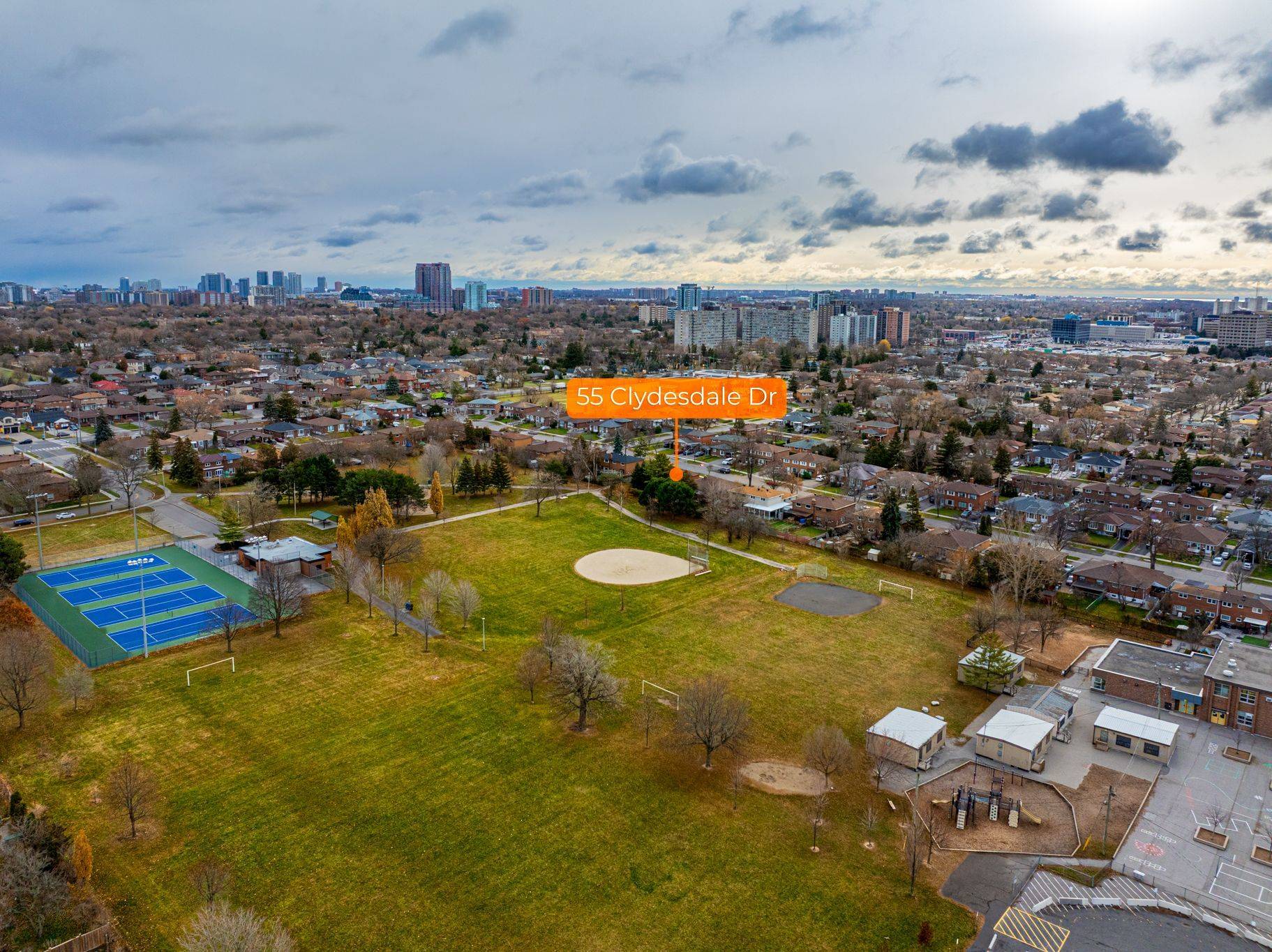 Toronto C15, ON M2J 3N2,52 Clydesdale DR