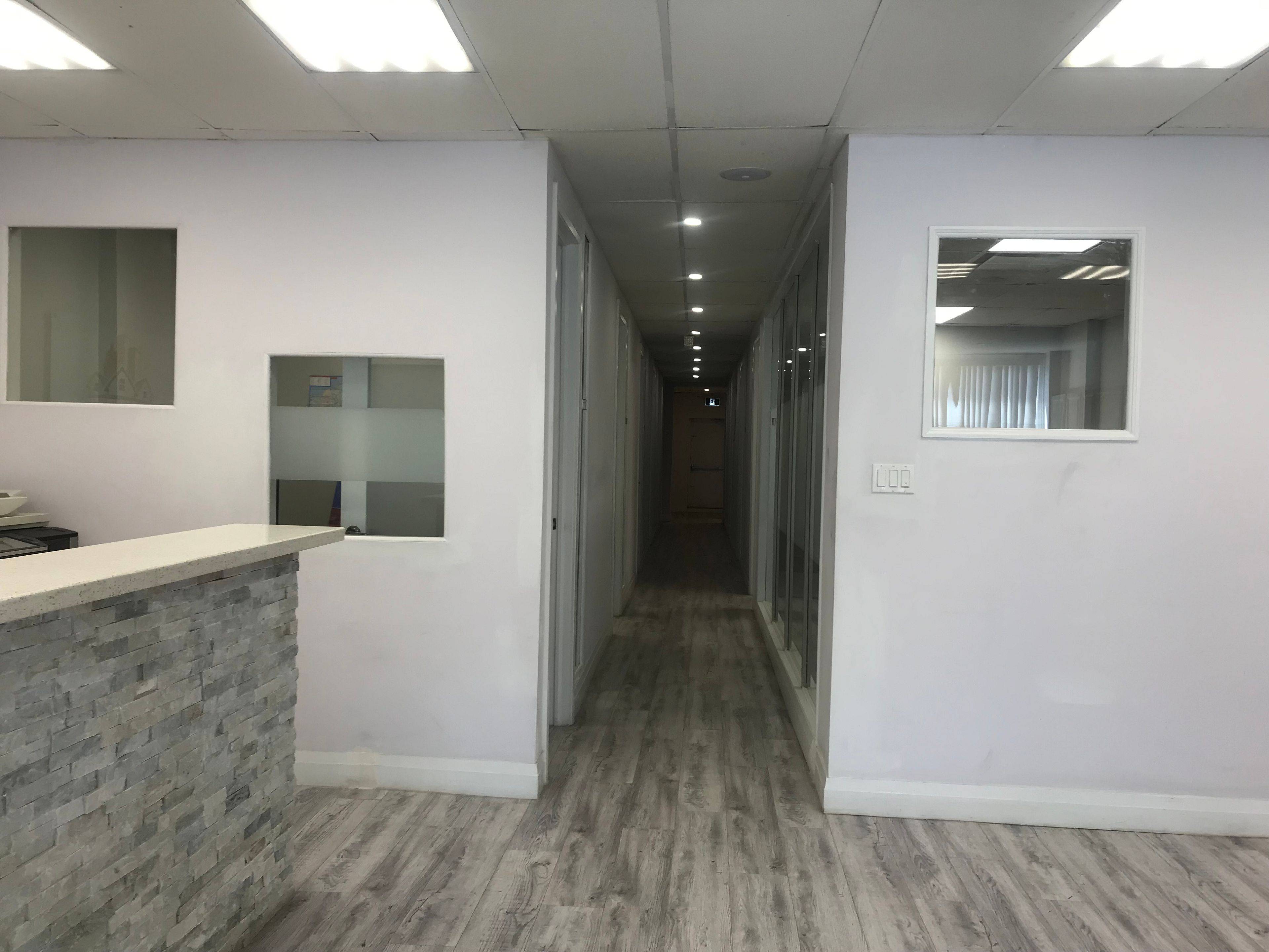 Hamilton, ON L8H 2W1,279 Kenilworth AVE N