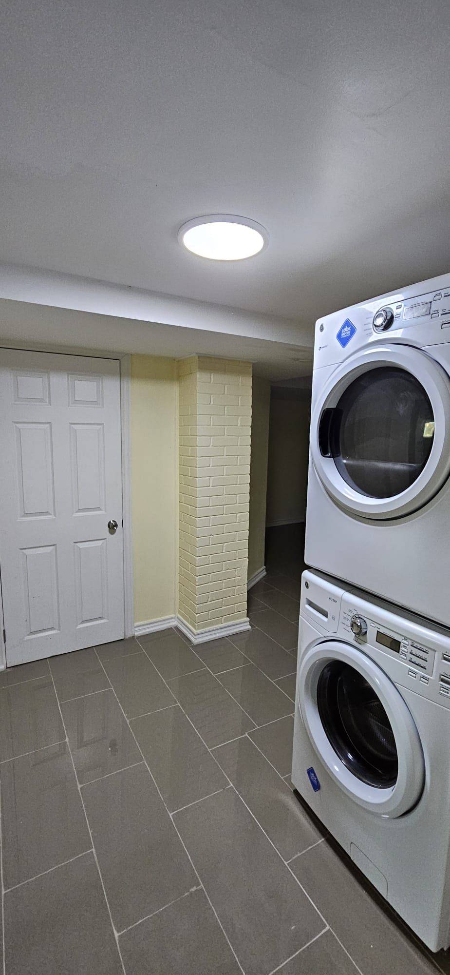 Toronto E09, ON M1G 3K2,2 Botany Hill RD #Bsmt