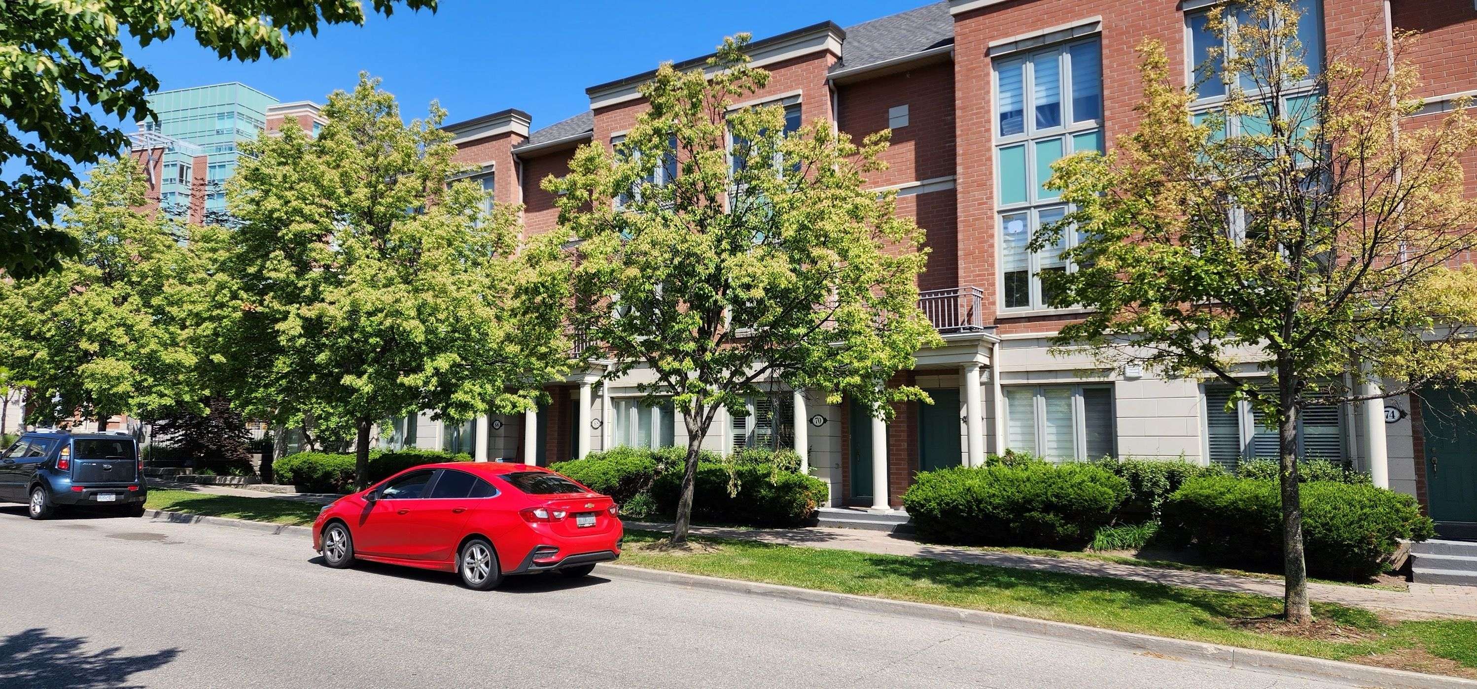 Markham, ON L3T 7Y1,70 Suncrest BLVD