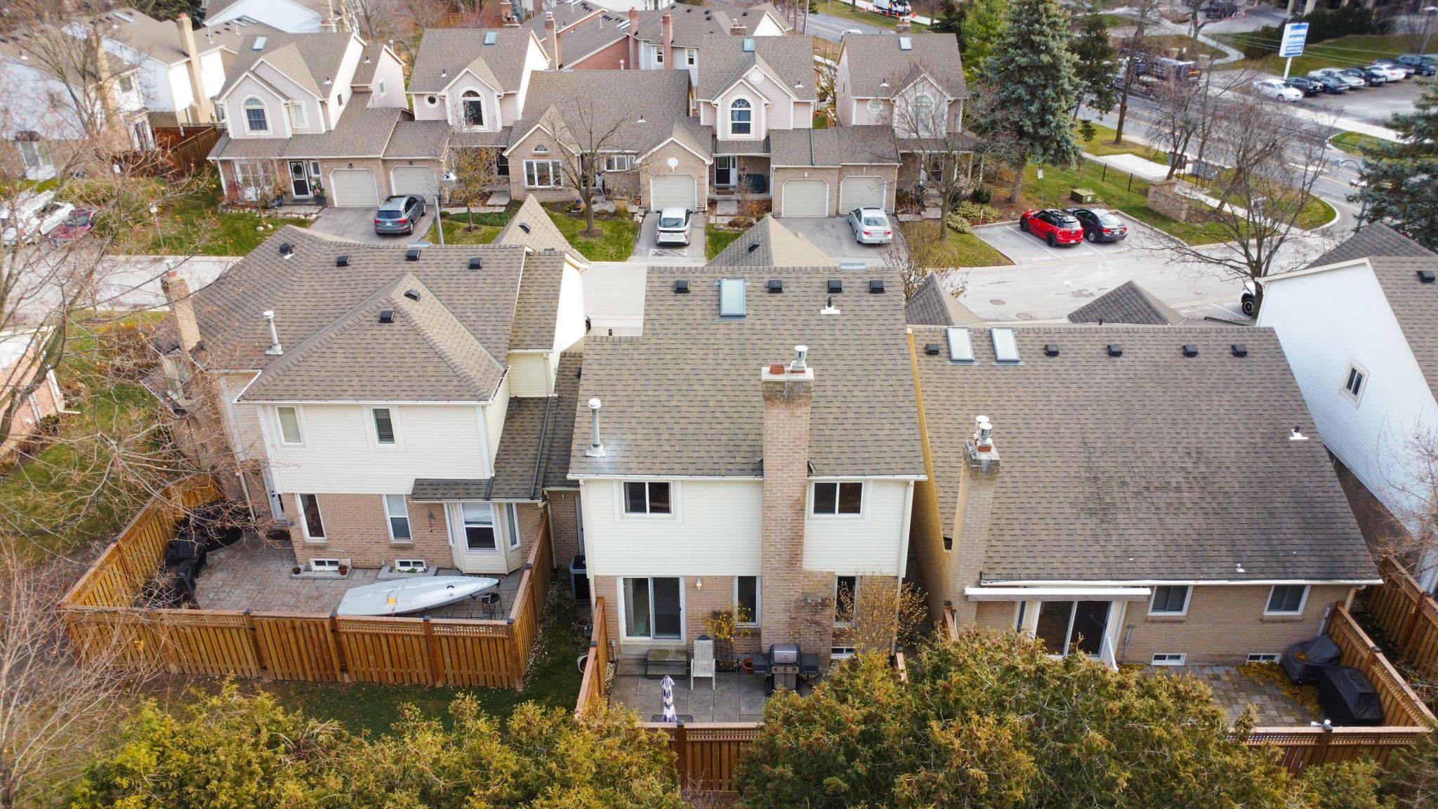 Burlington, ON L7L 5X5,5255 Lakeshore RD #3