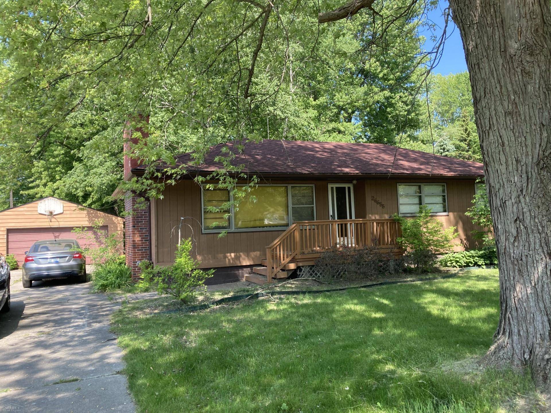 Harrison Twp, MI 48045,26655 Hickler