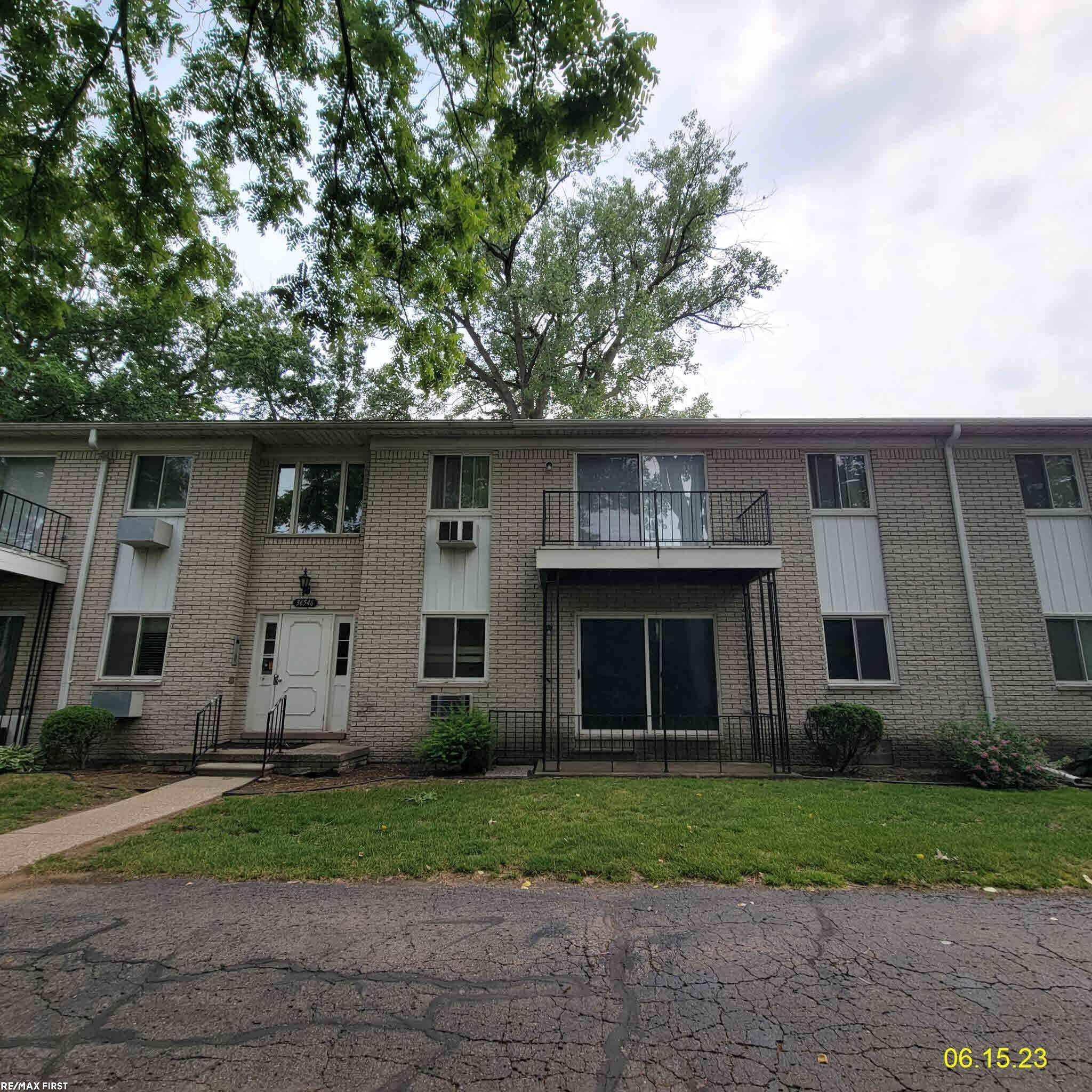 Harrison Twp, MI 48045,36546 Union Lake