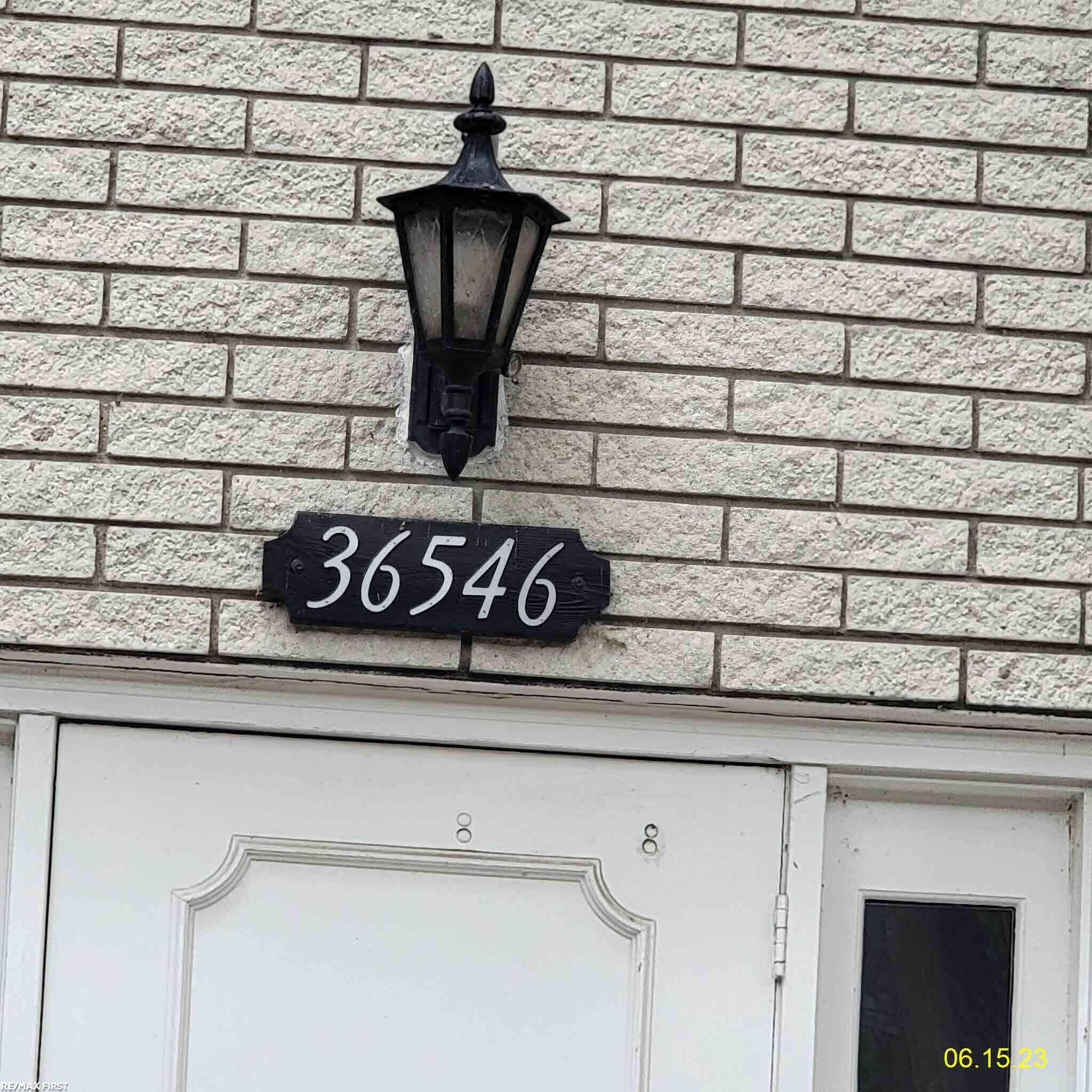 Harrison Twp, MI 48045,36546 Union Lake