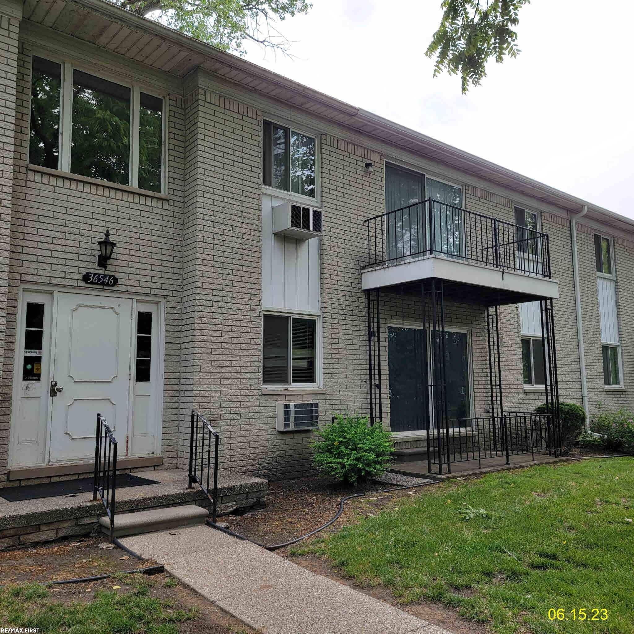 Harrison Twp, MI 48045,36546 Union Lake