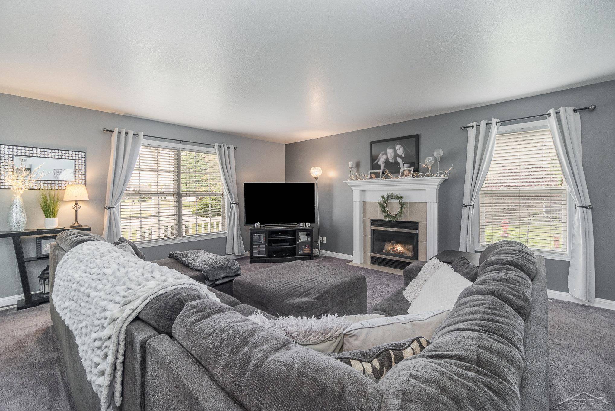 Saginaw, MI 48638,590 E Braeburn