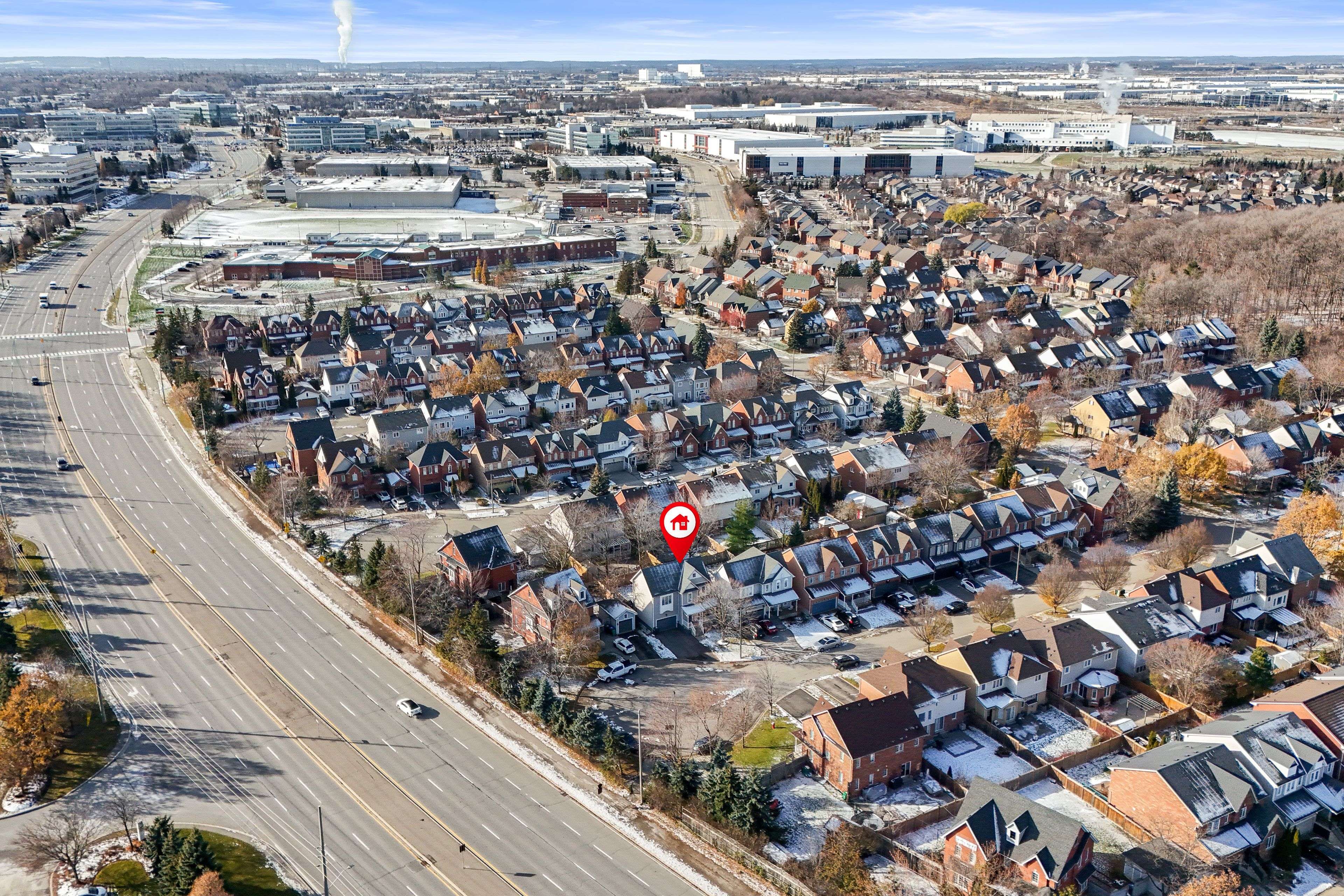 Mississauga, ON L5N 7L5,7068 Bannockburn CT