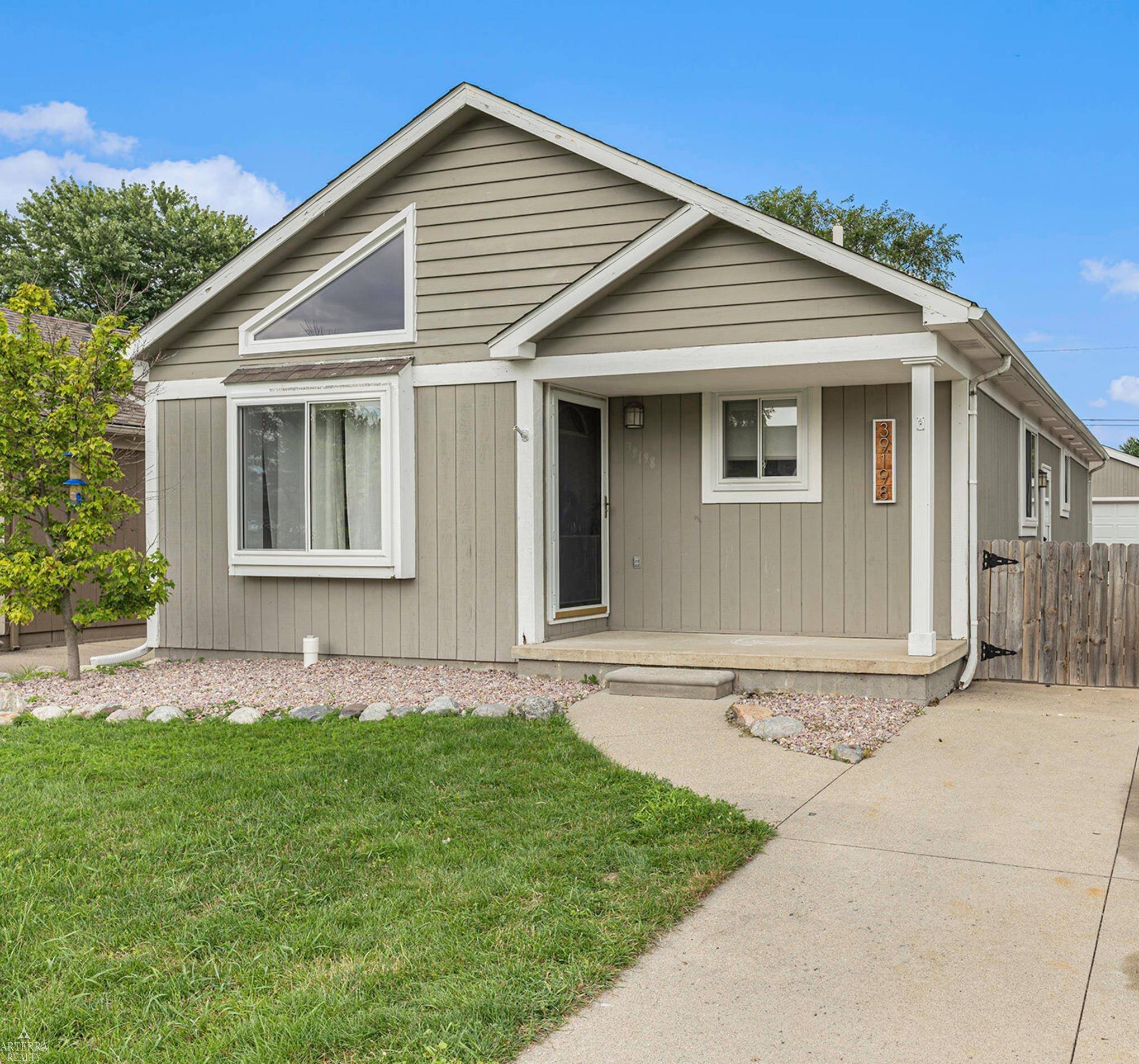 Harrison Twp, MI 48045,39198 Willmarth