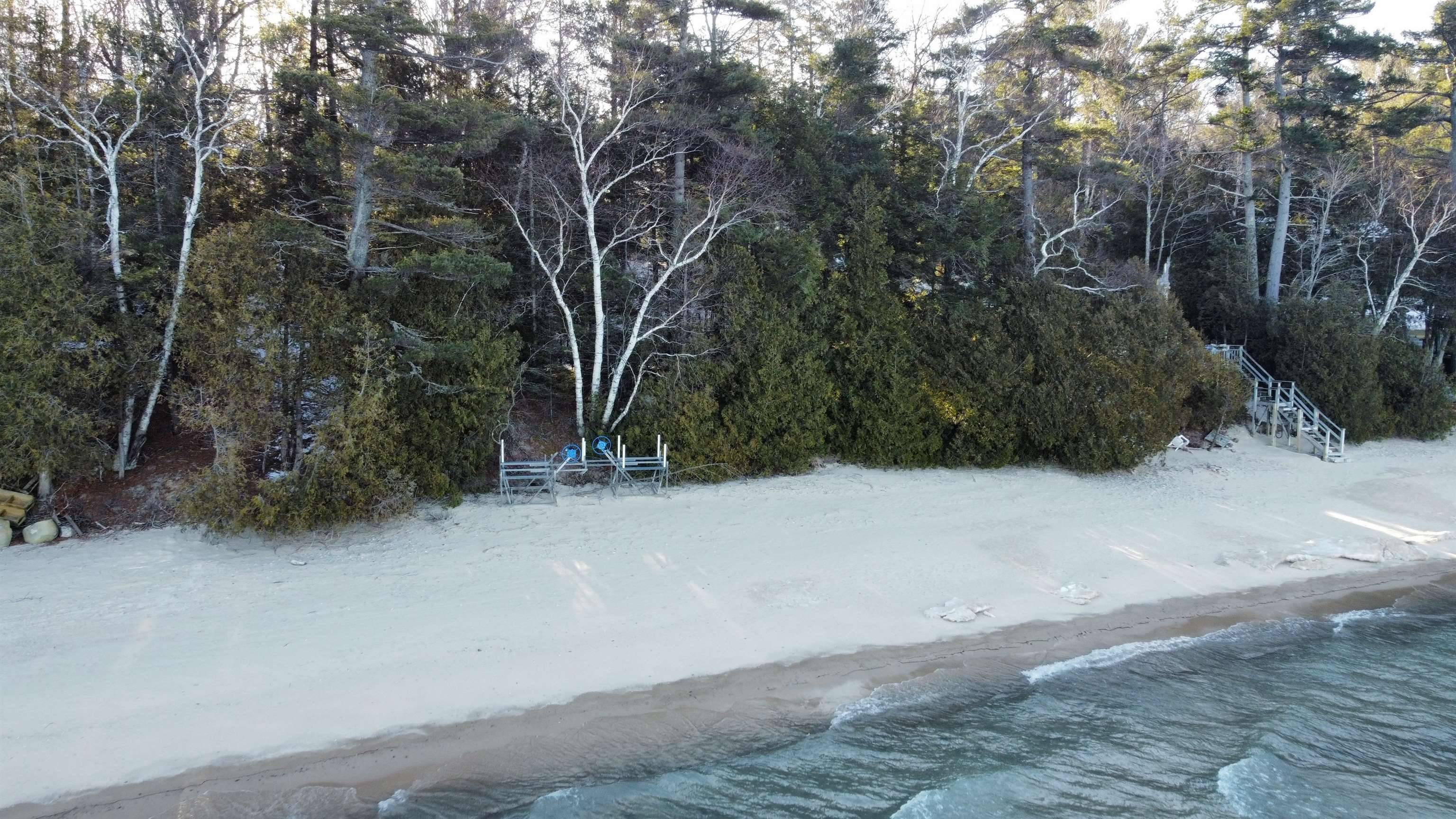 Kewadin, MI 49648,0 Michigan