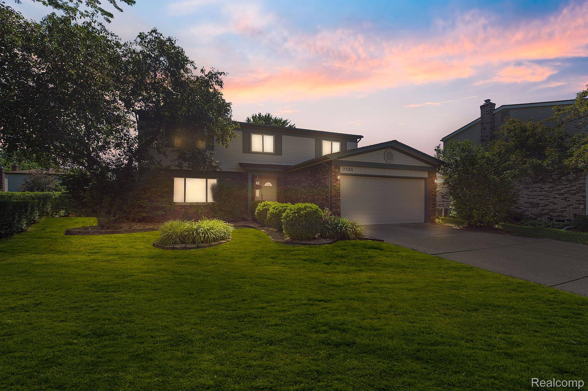 MI 48187,7580 WILLOW CREEK DR