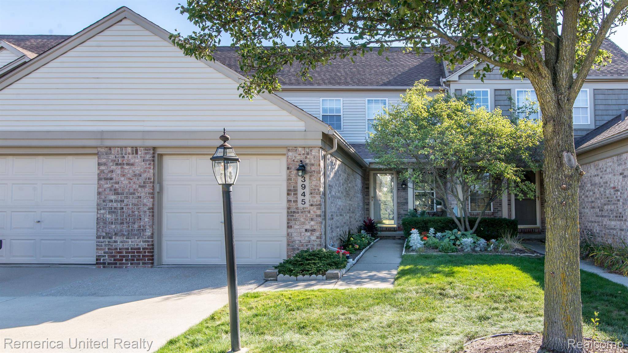 MI 48188,3945 HUNTERS WAY