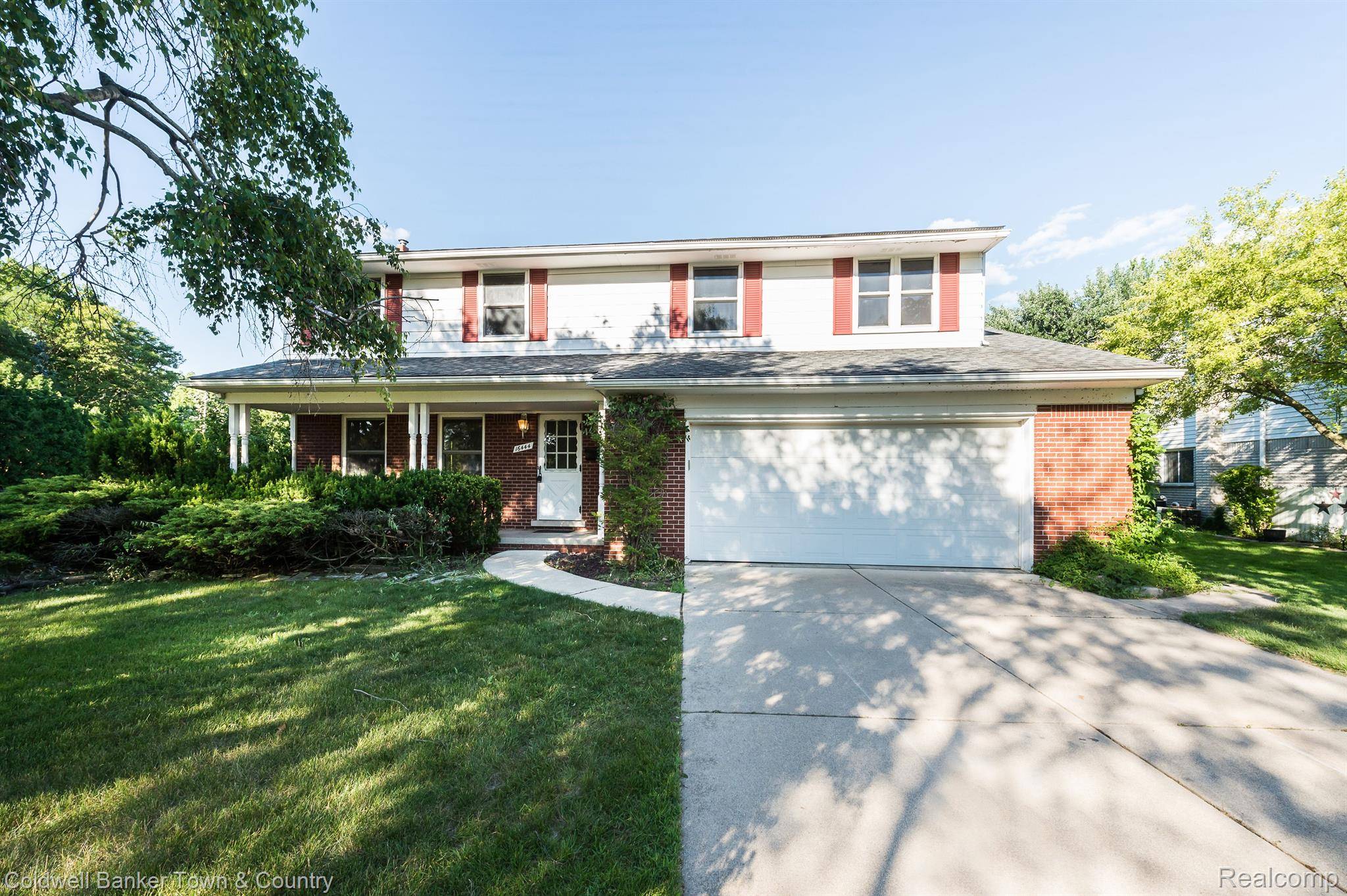 Livonia, MI 48154,16444 wayne RD