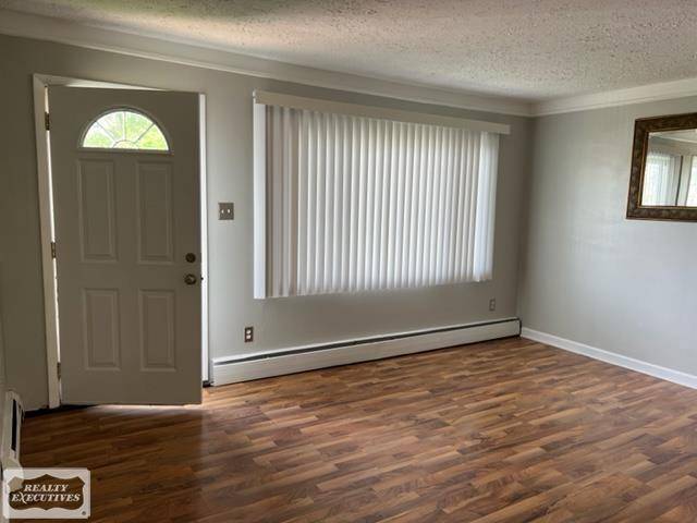 Roseville, MI 48066,26750 Belanger