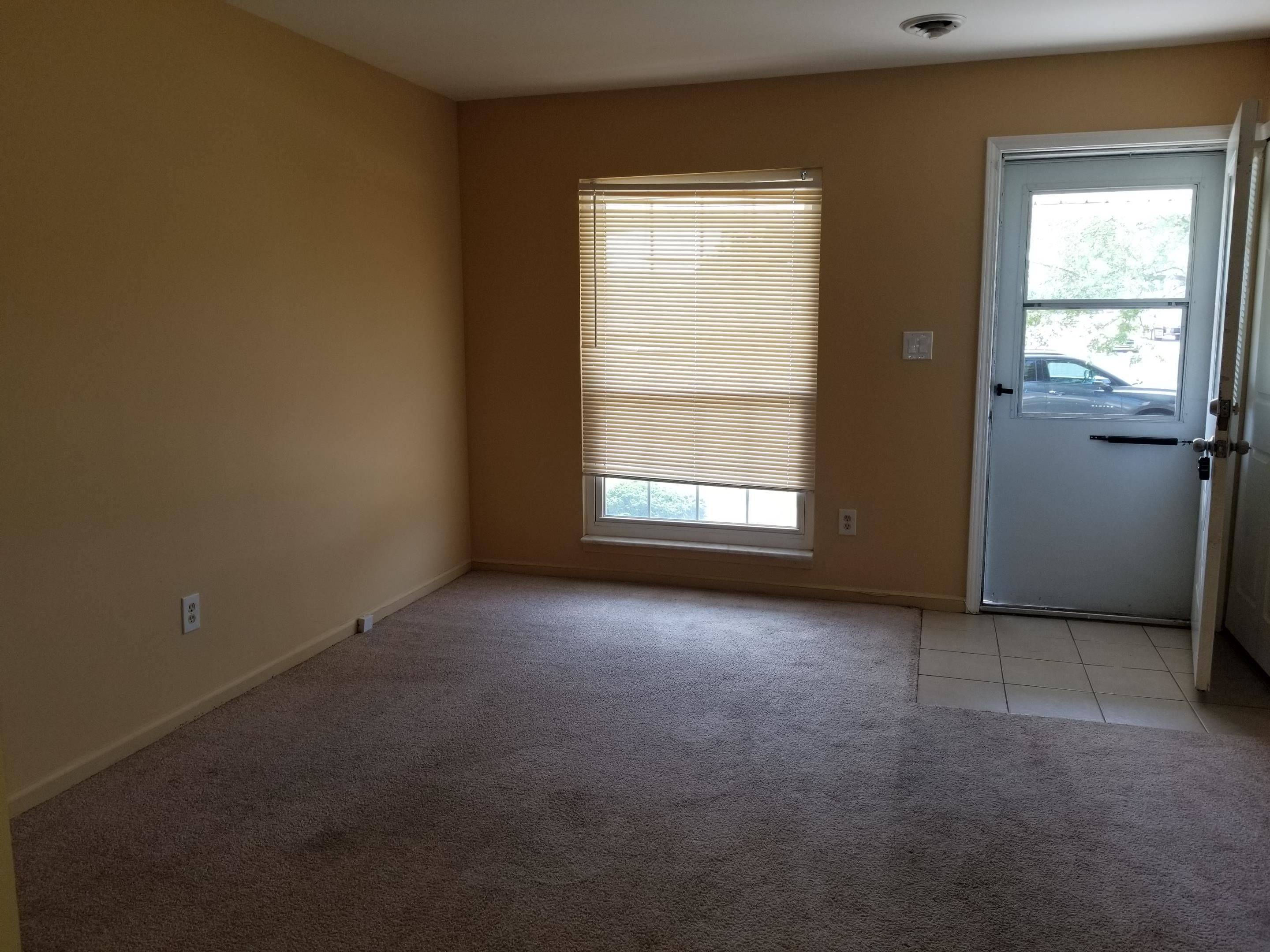 Roseville, MI 48066,20823 Flora