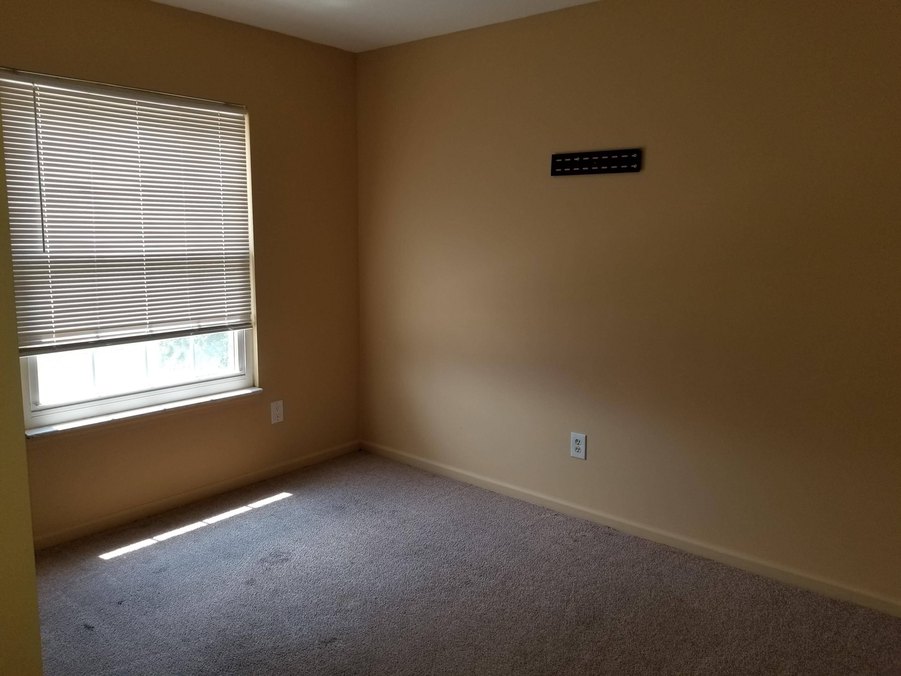 Roseville, MI 48066,20823 Flora