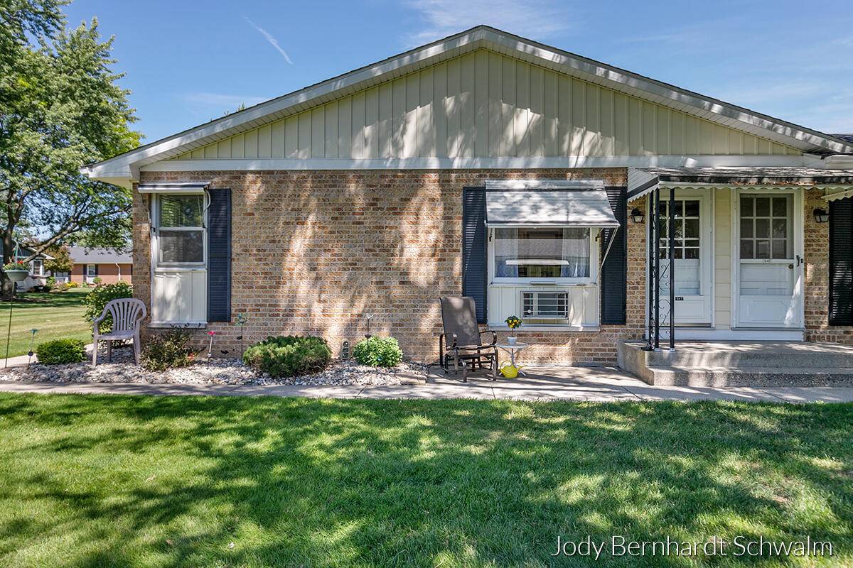 Kentwood, MI 49548,647 Blue Ash DR SE