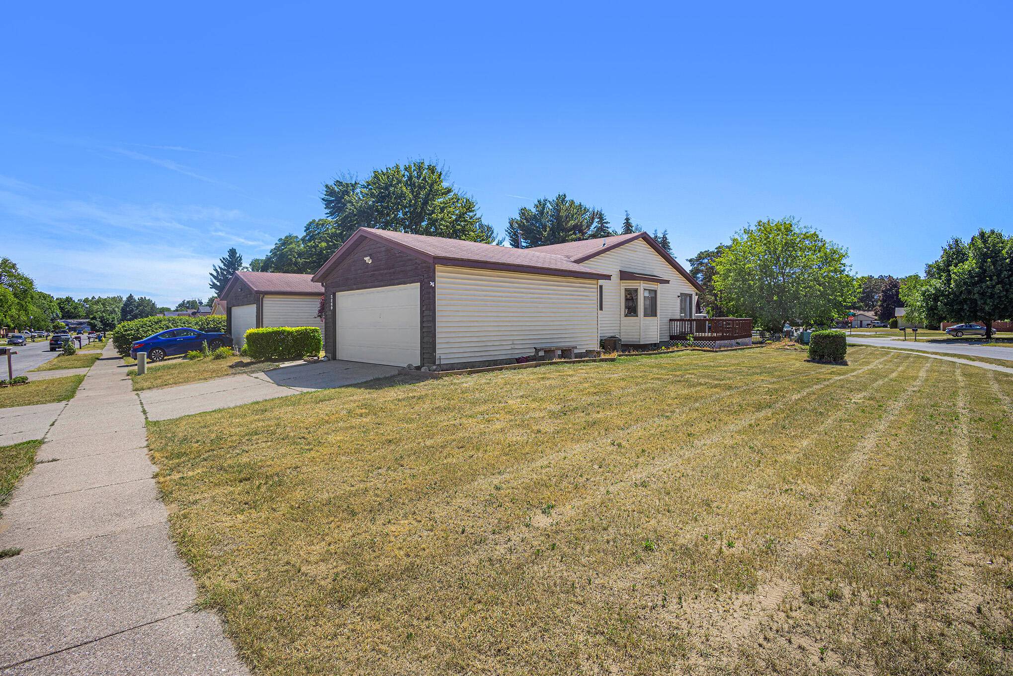 Kentwood, MI 49548,5869 Pine Vista ST SE