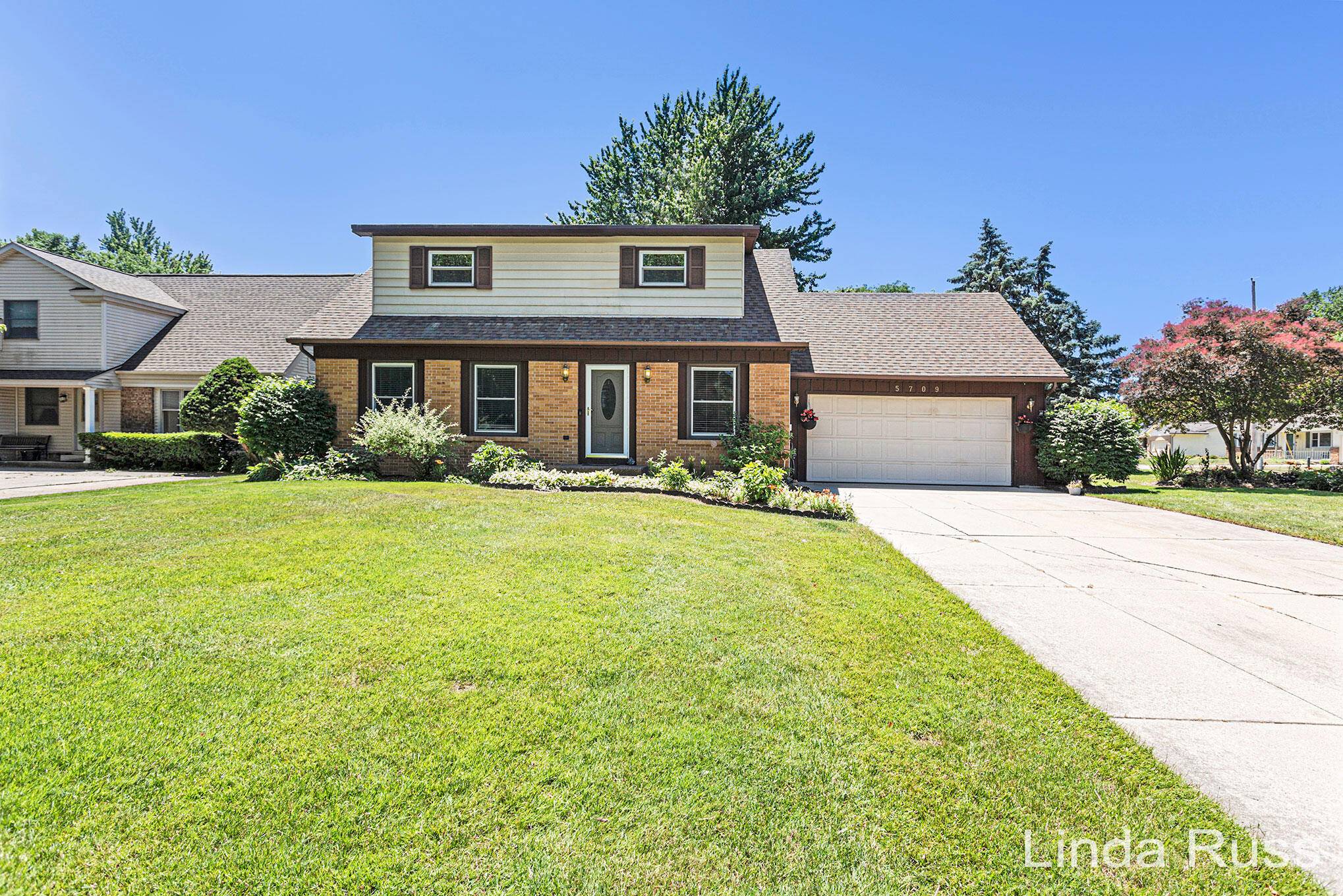 Kentwood, MI 49508,5709 Pineknoll CT SE