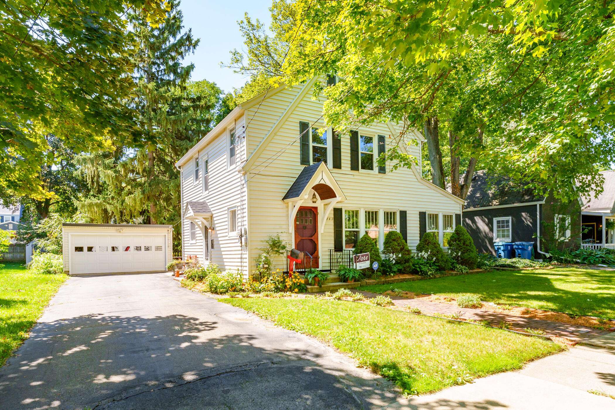 Kalamazoo, MI 49001,942 Roseland AVE