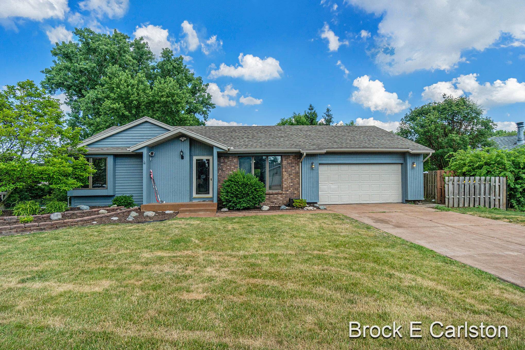 Kentwood, MI 49546,1776 Wayside DR SE