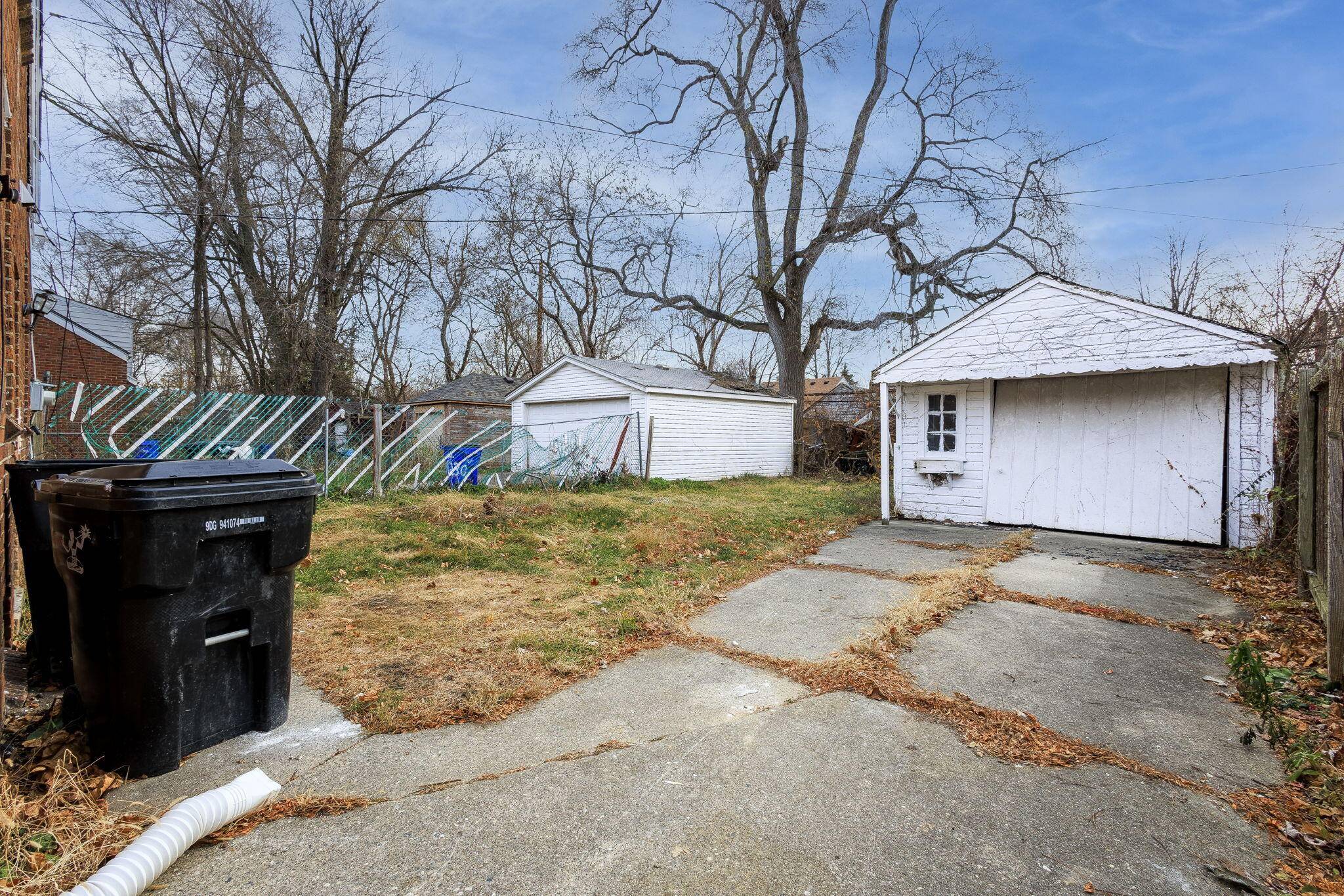 Detroit, MI 48224,11222 Wayburn ST