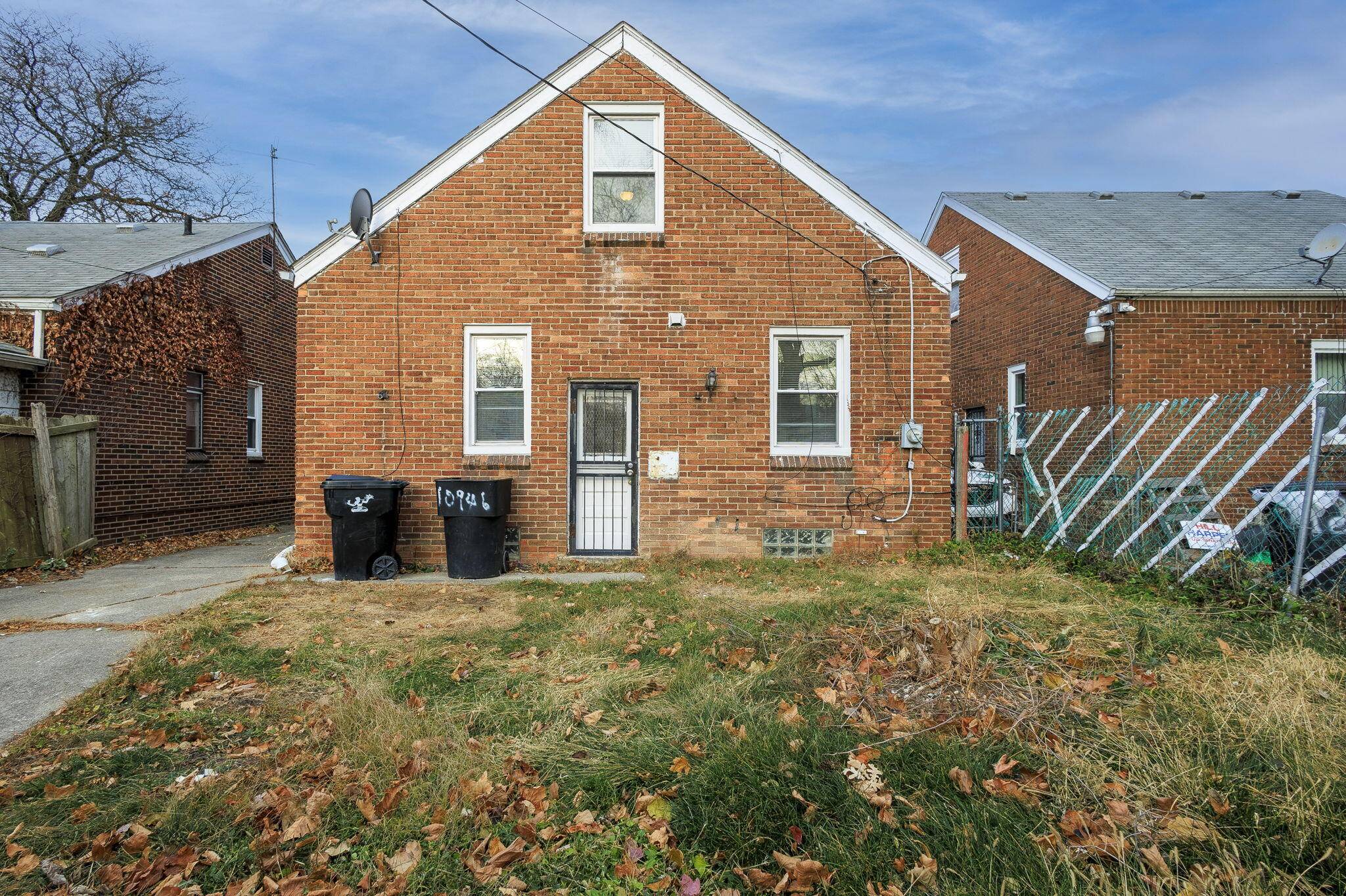 Detroit, MI 48224,11222 Wayburn ST