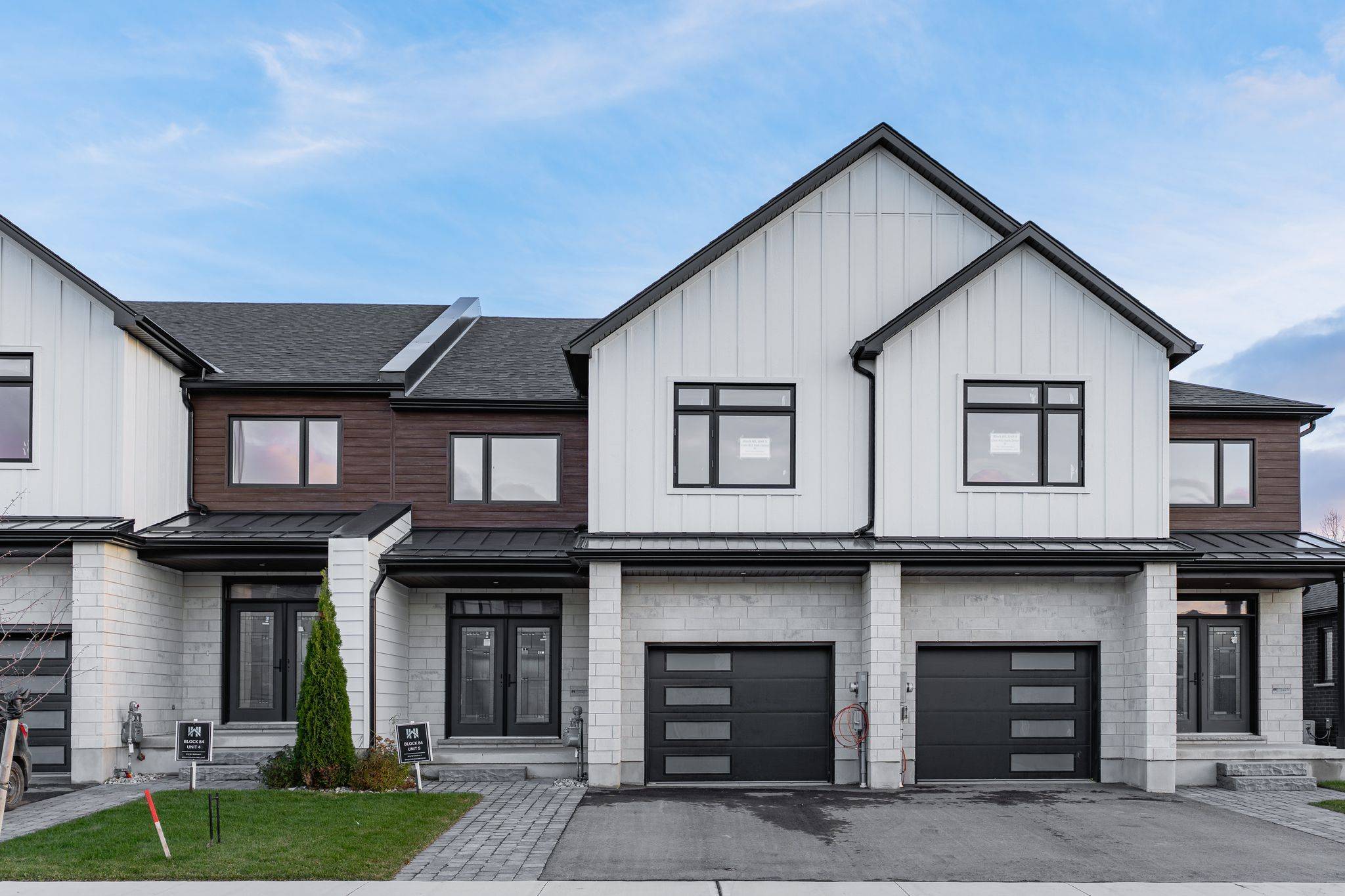 Centre Wellington, ON N0B 1S0,35 Halls DR