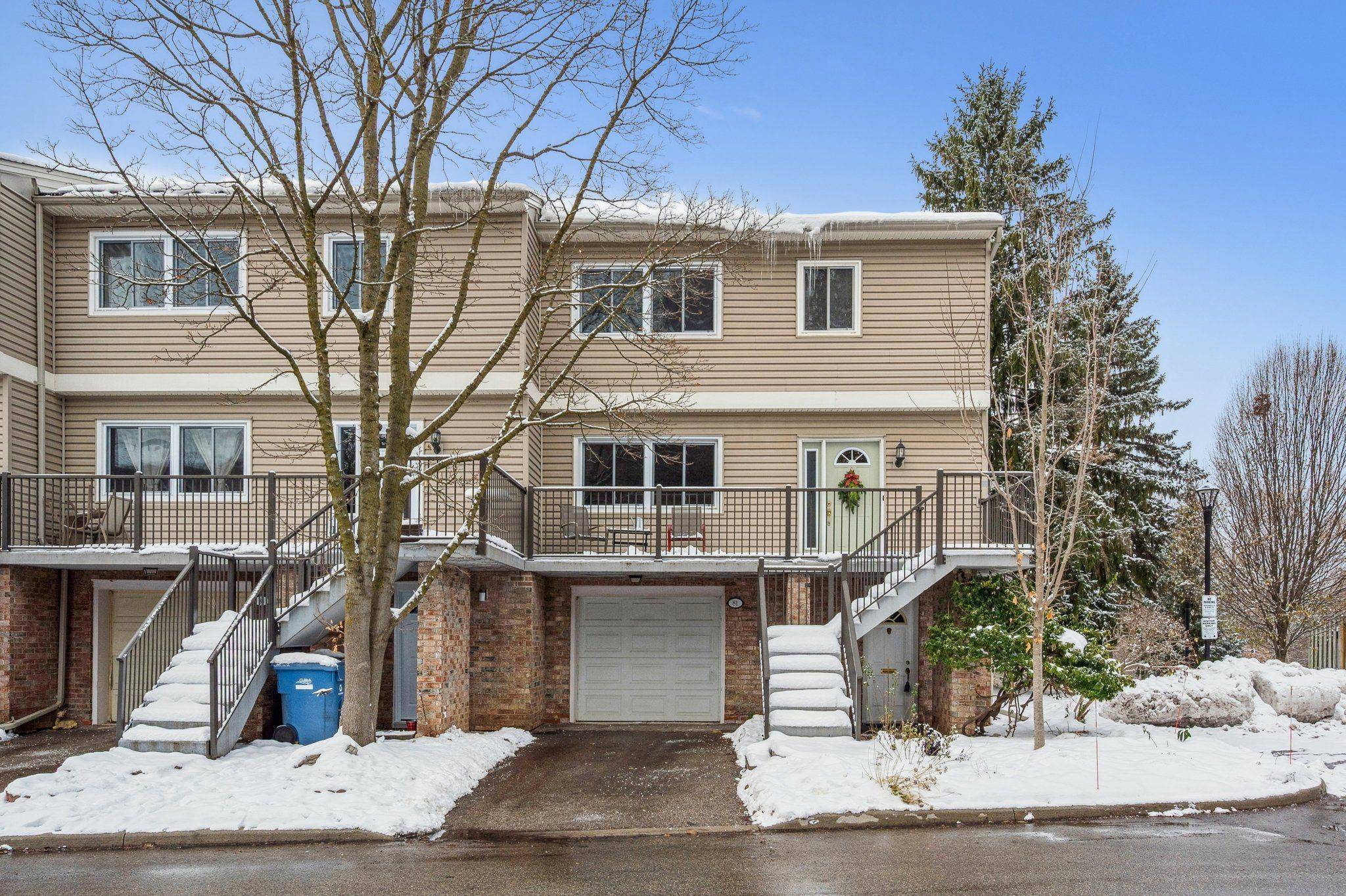 Guelph, ON N1G 2X5,295 Water ST #81