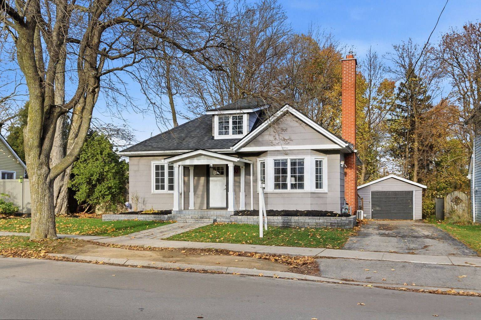 Hamilton, ON L0R 2H0,160 Mill ST N