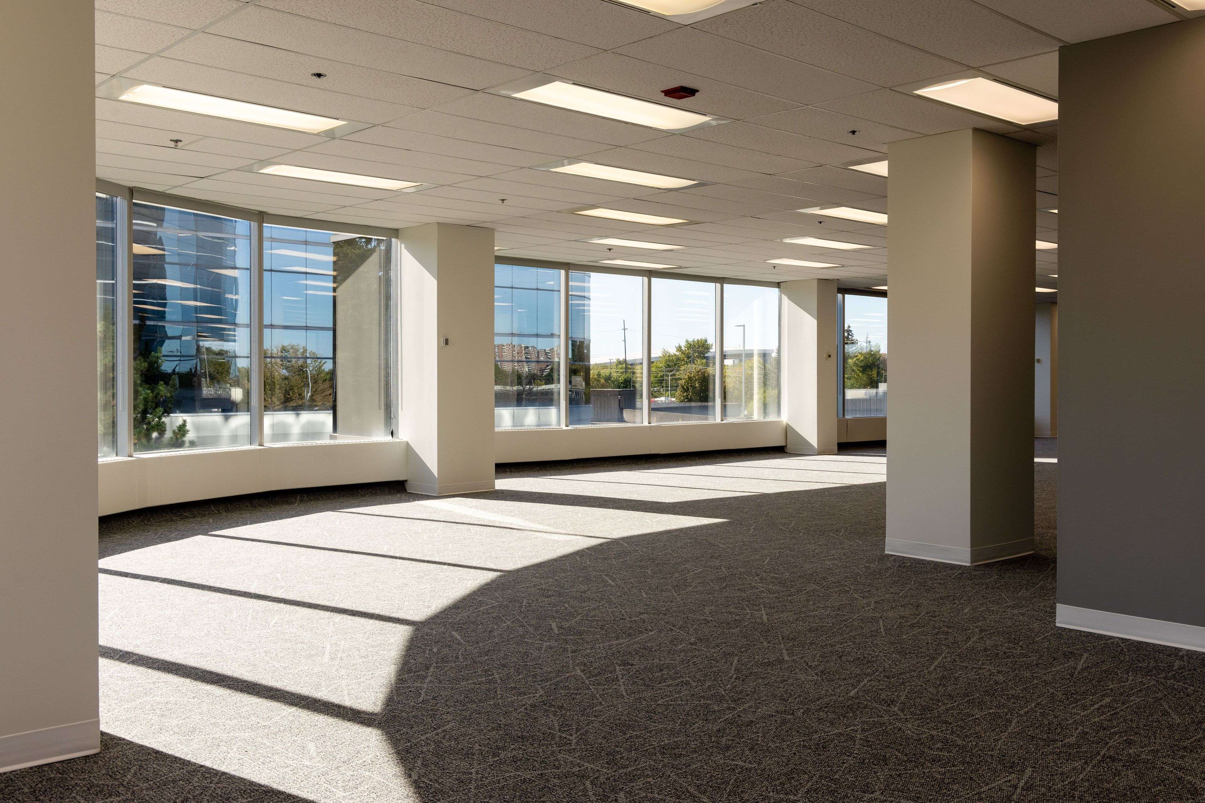 Beacon Hill North - South And Area, ON K1J 9L8,1420 Blair Towers PL #300