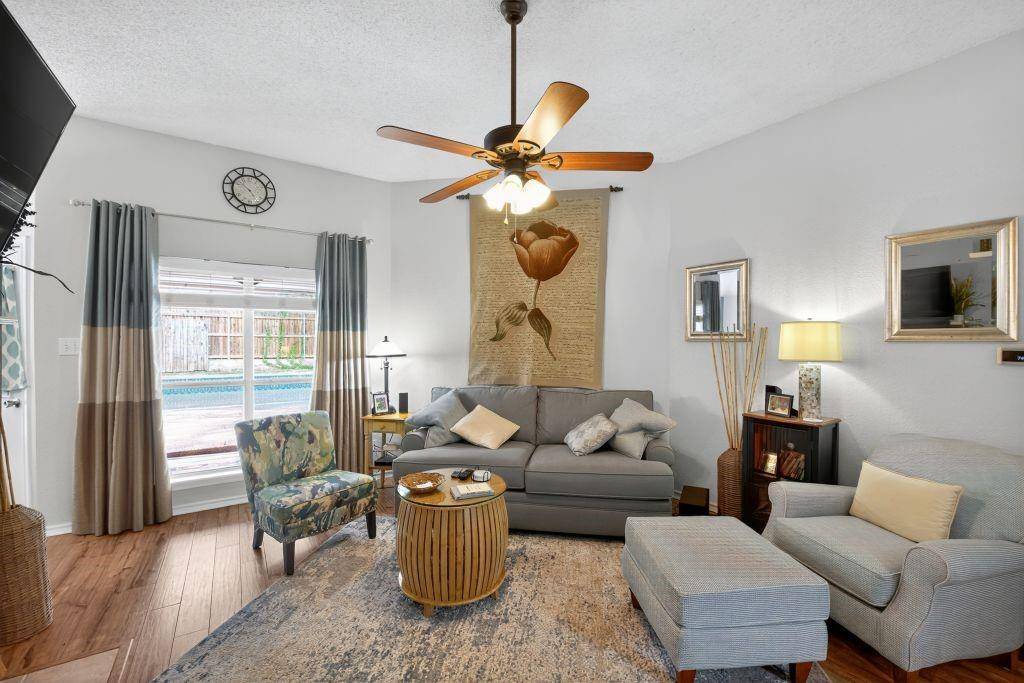 Azle, TX 76020,420 Meadowcrest Drive