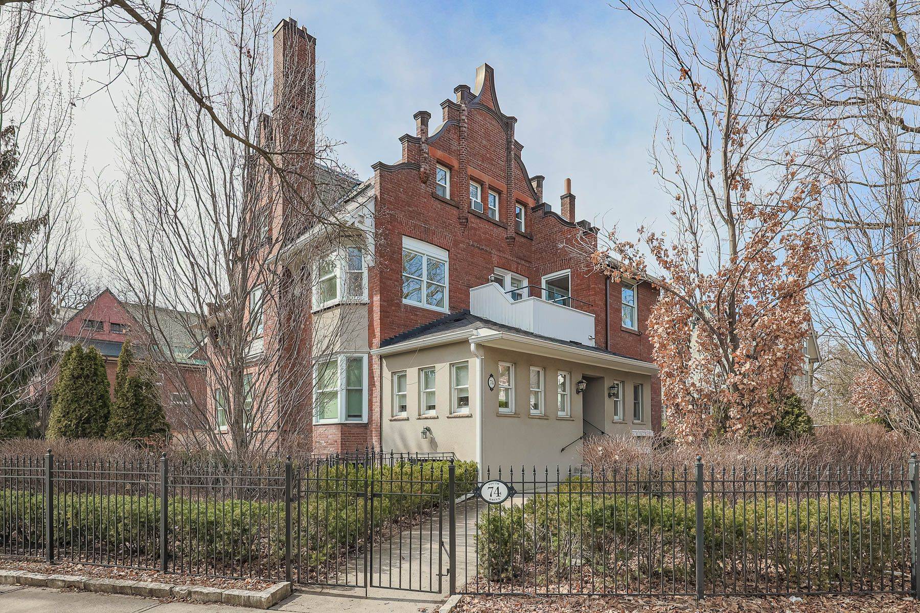 Toronto C09, ON M4W 1R5,74 South DR #4