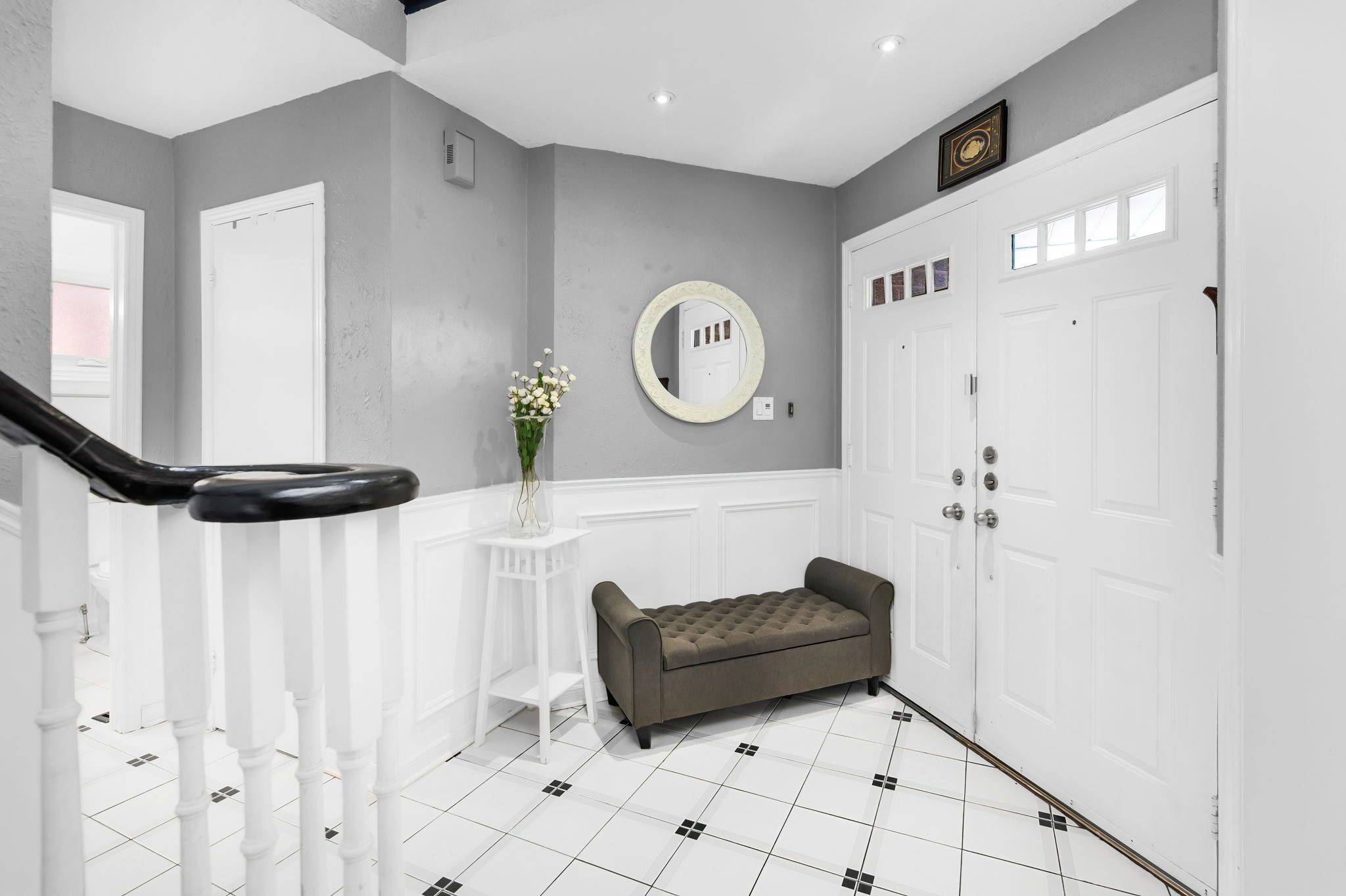 Vaughan, ON L4J 6G1,72 Gayla ST