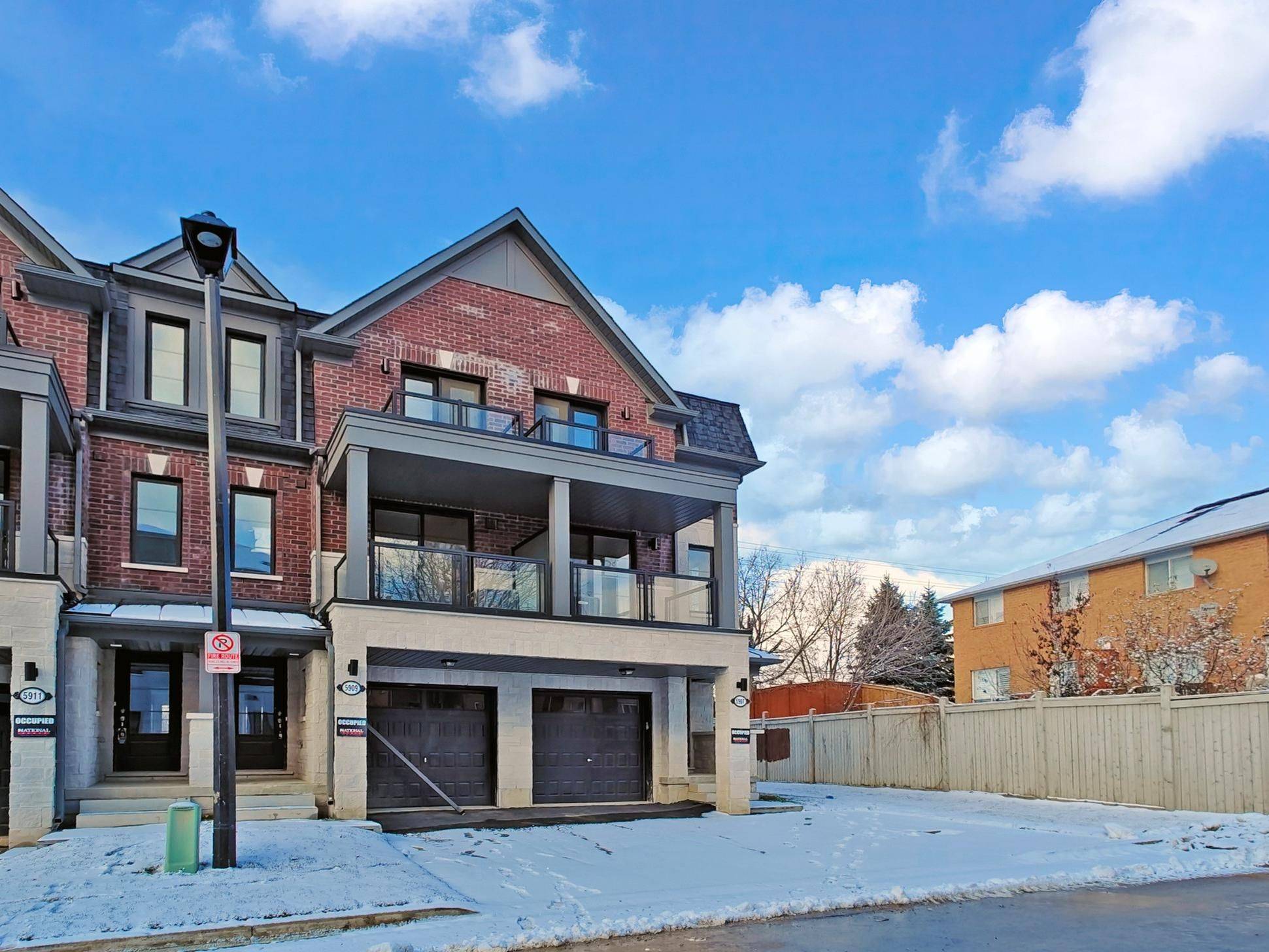 Mississauga, ON L5V 0E9,5909 Saigon ST