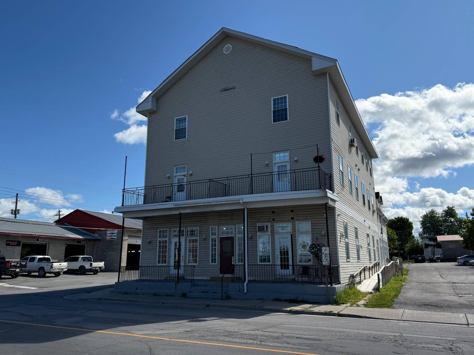 Mississippi Mills, ON K0A 1A0,79 Bridge ST