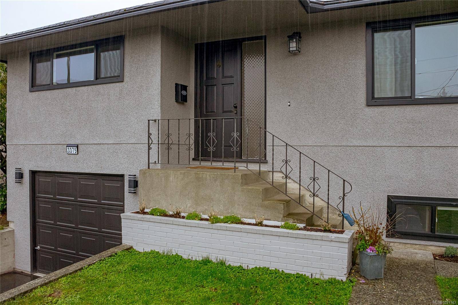 Saanich, BC V8P 4K2,3375 Kingsley Pl