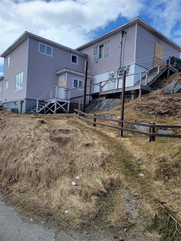 Port Aux Basques, NL A0M1C0,4 Lakeshore Road