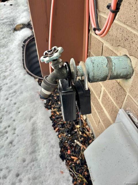 Trenton, MI 48183,3911 Fort ST #114